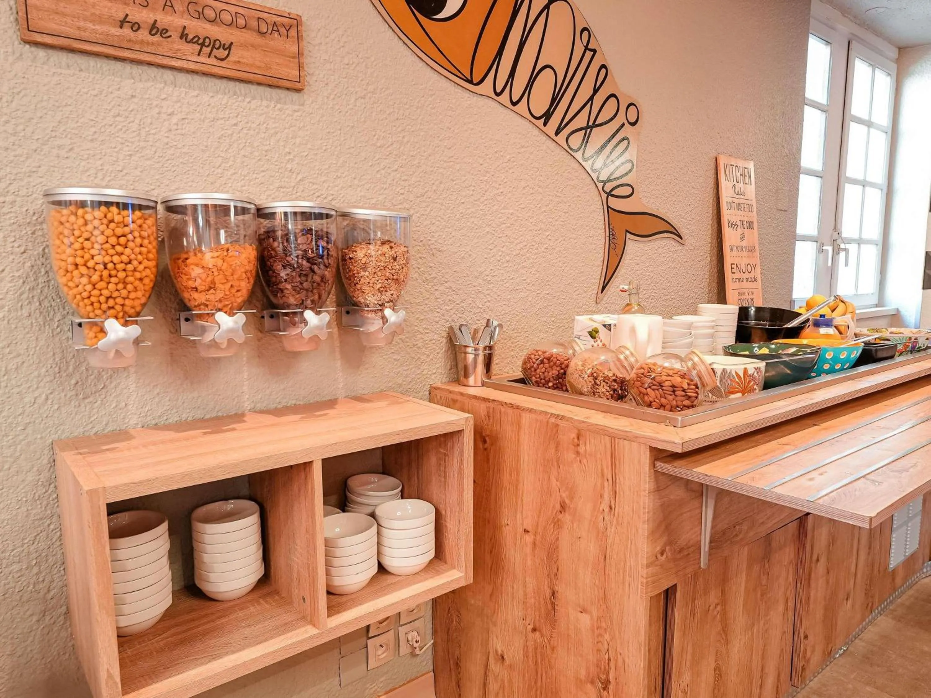 Breakfast in ibis budget Marseille Vieux Port