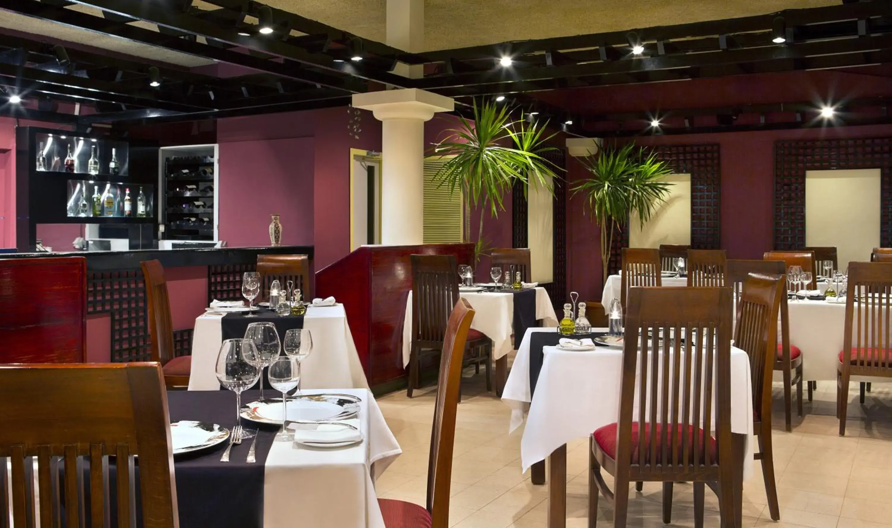 Restaurant/places to eat in Steigenberger Hotel & Nelson Village, Taba Restaurant/places to eat in Steigenberger Hotel & Nelson Village, Taba