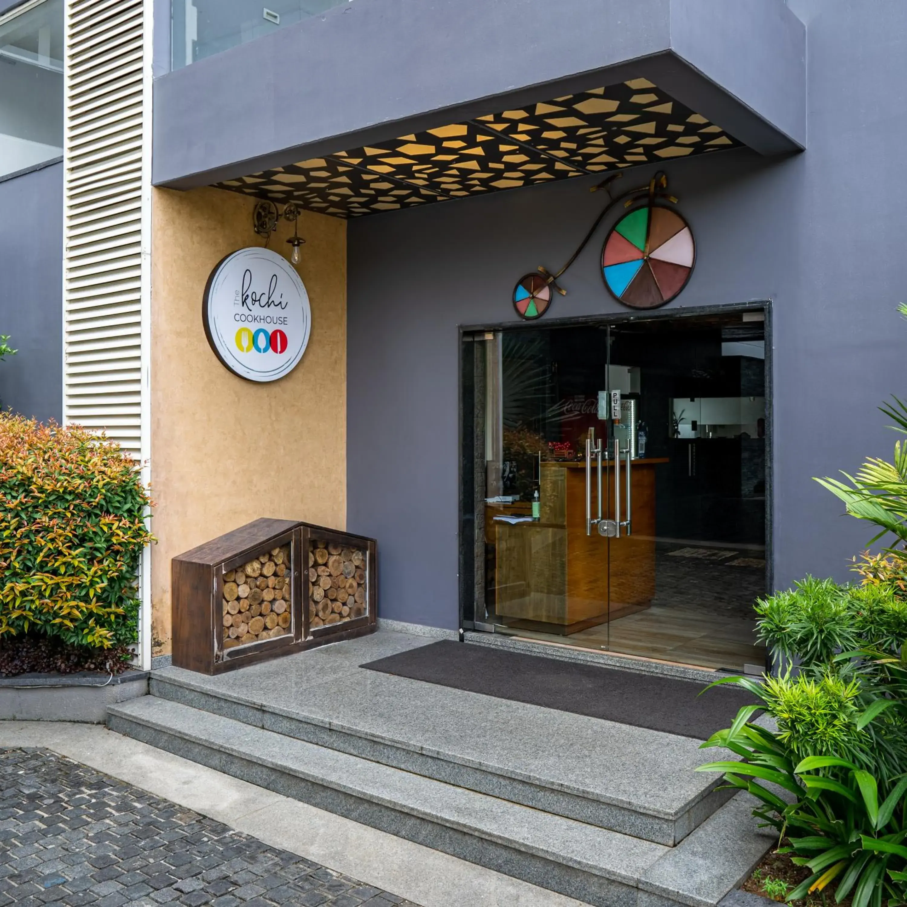 Restaurant/places to eat in Kent Baywatch Suites Restaurant/places to eat in Kent Baywatch Suites