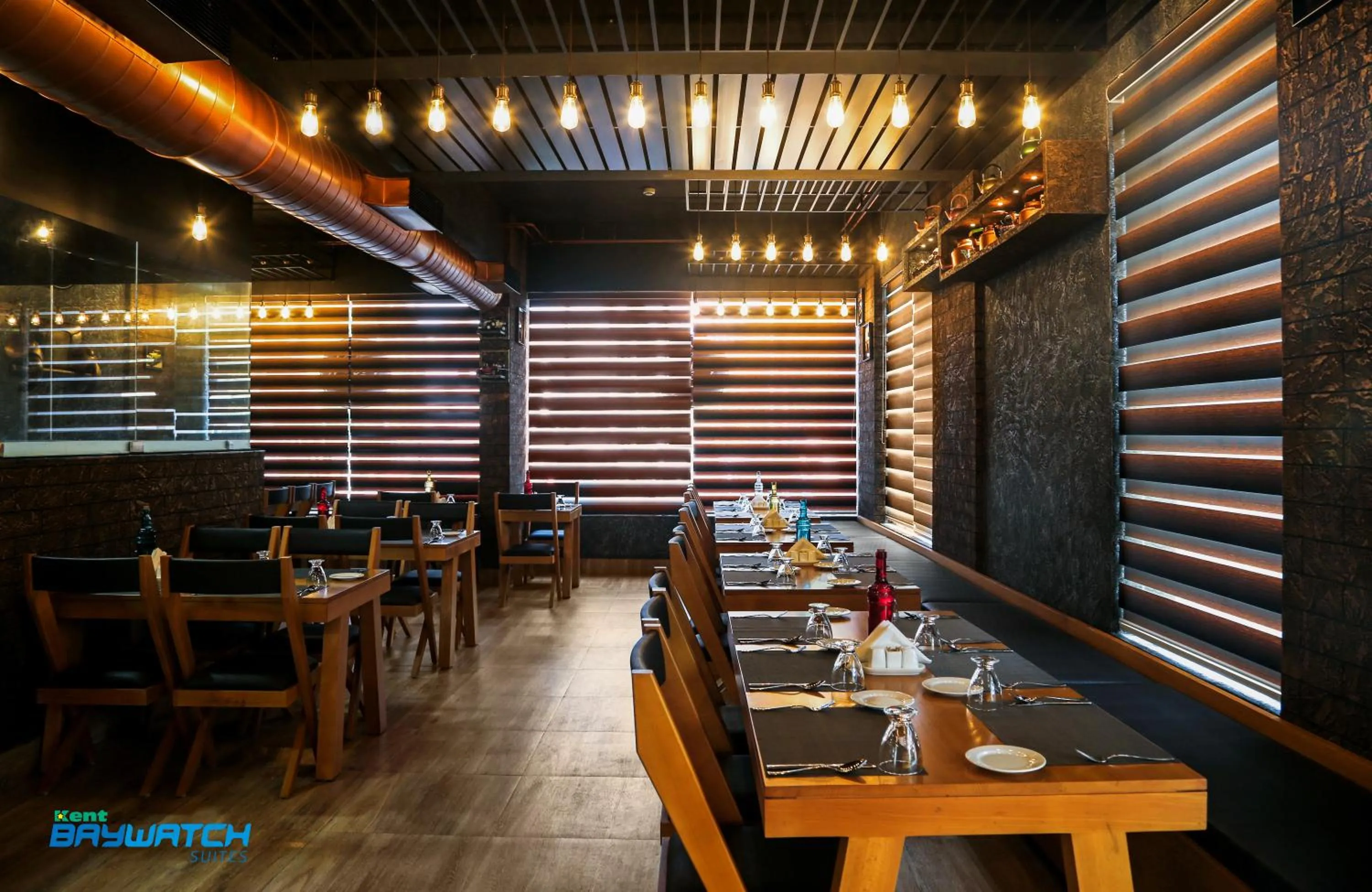 Restaurant/places to eat in Kent Baywatch Suites