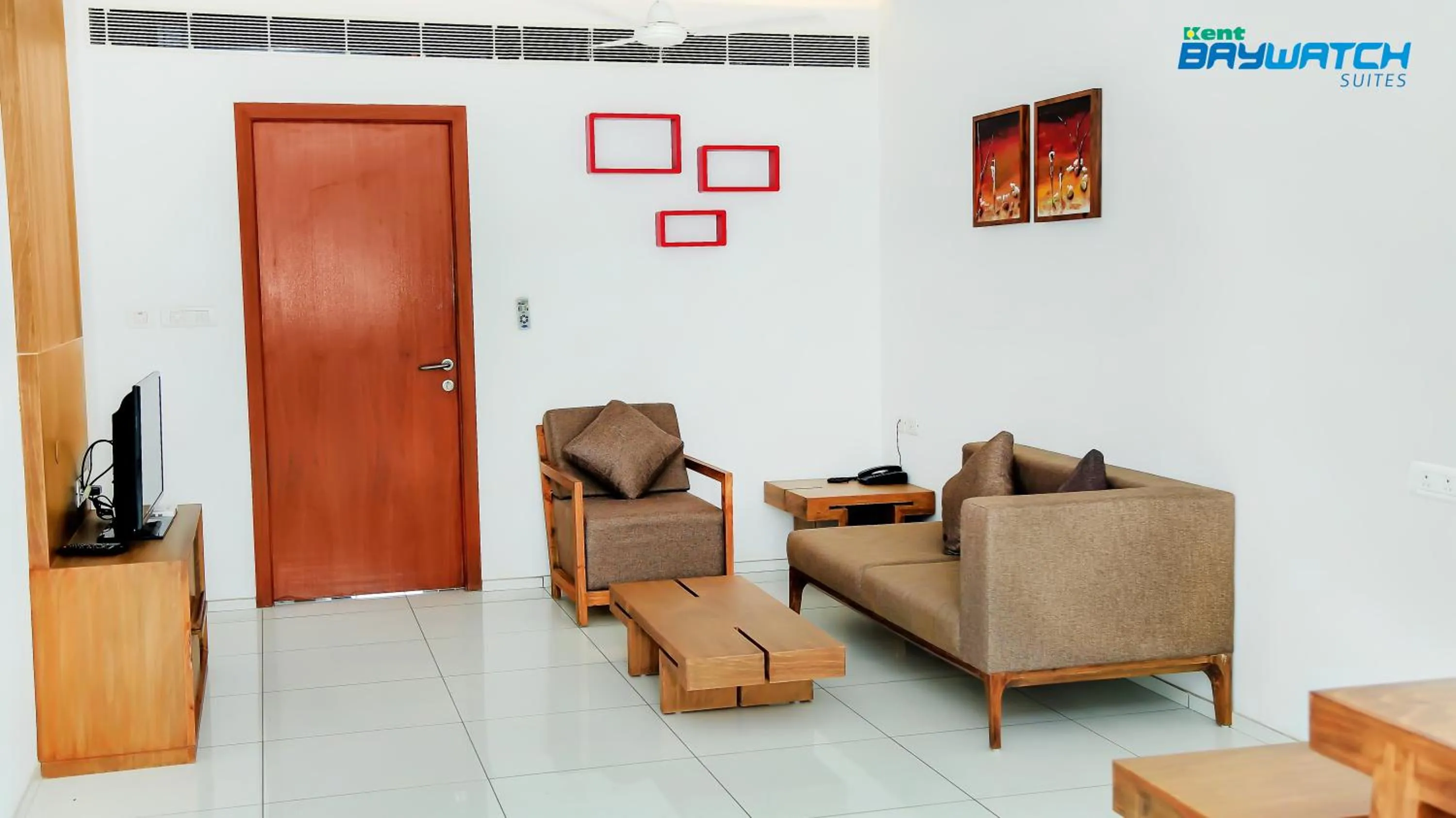 Seating area in Kent Baywatch Suites