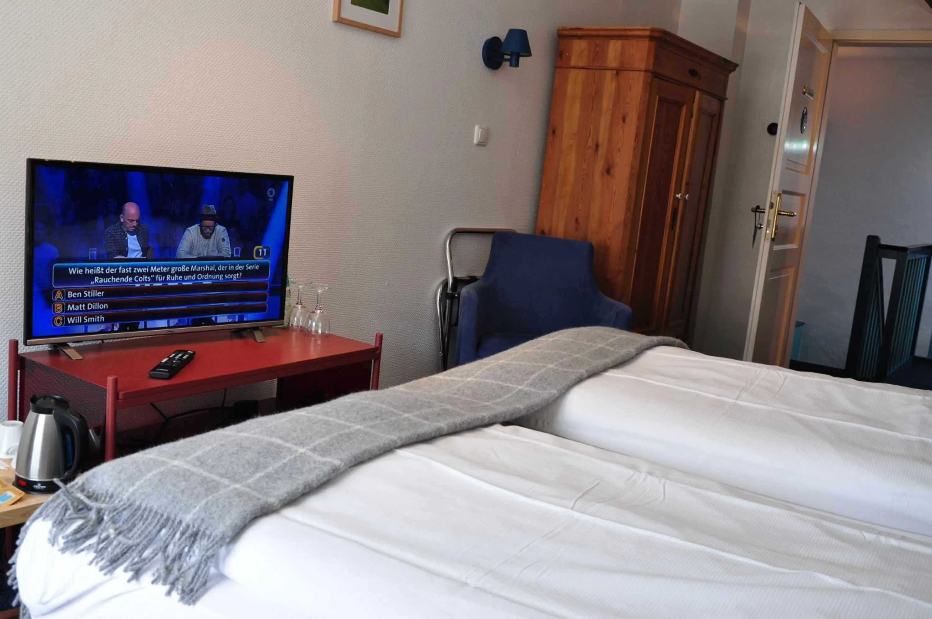 TV and multimedia, Bed in Hohes Haus