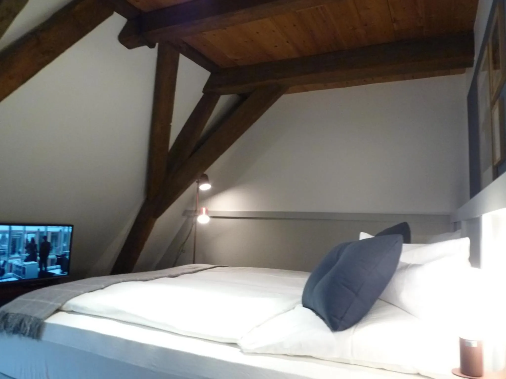 Bed in Hohes Haus