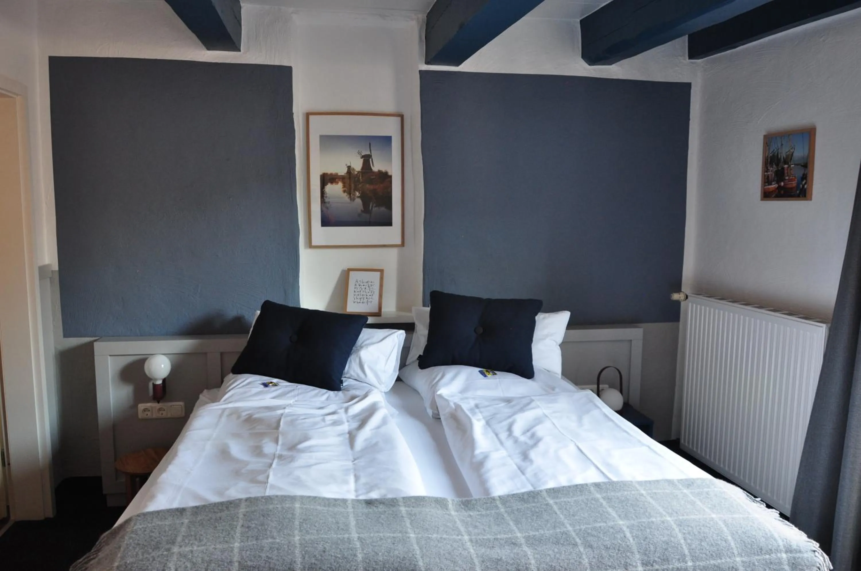 Bed in Hohes Haus