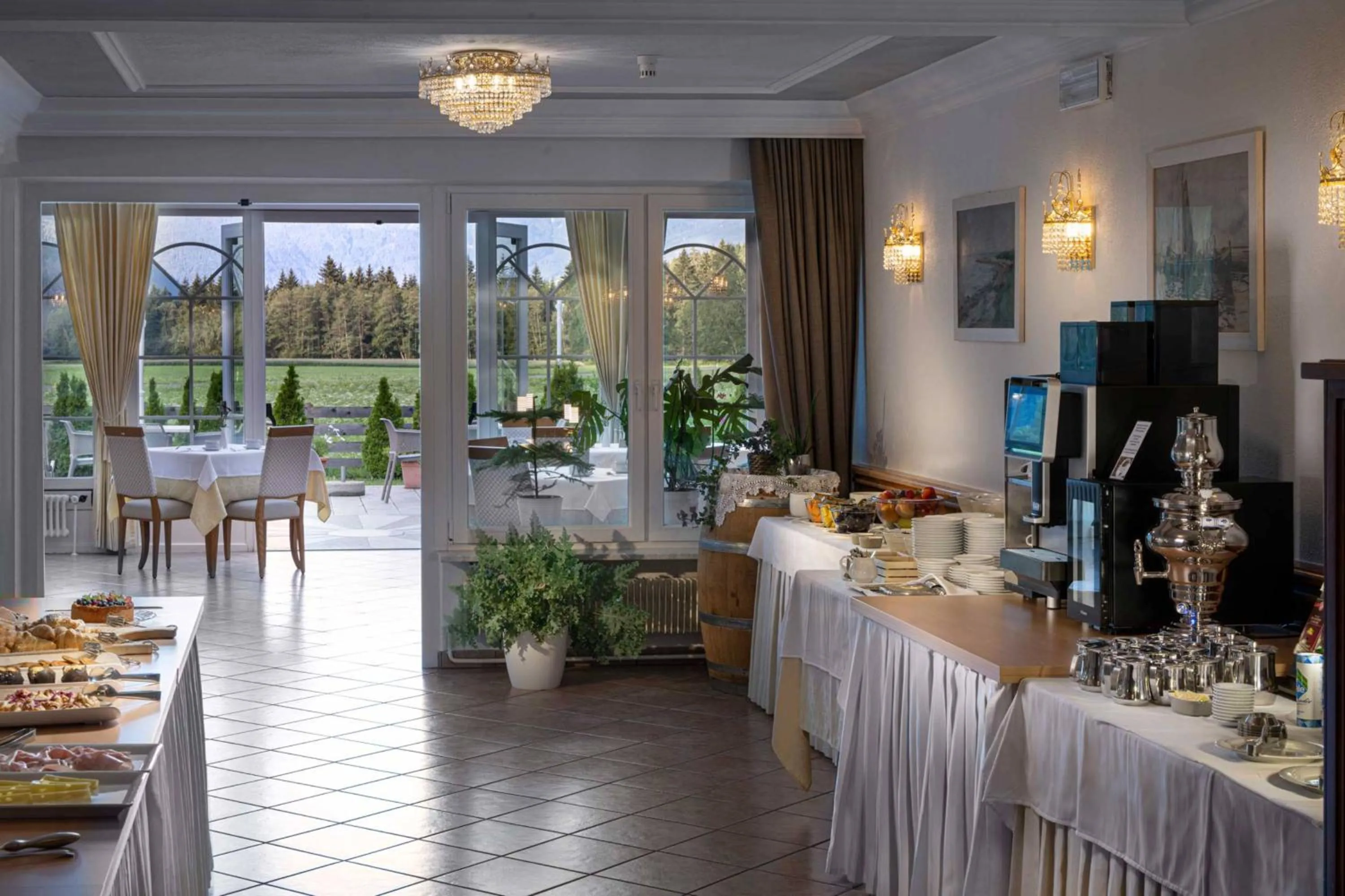 Restaurant/places to eat in Hotel Bad Salomonsbrunn