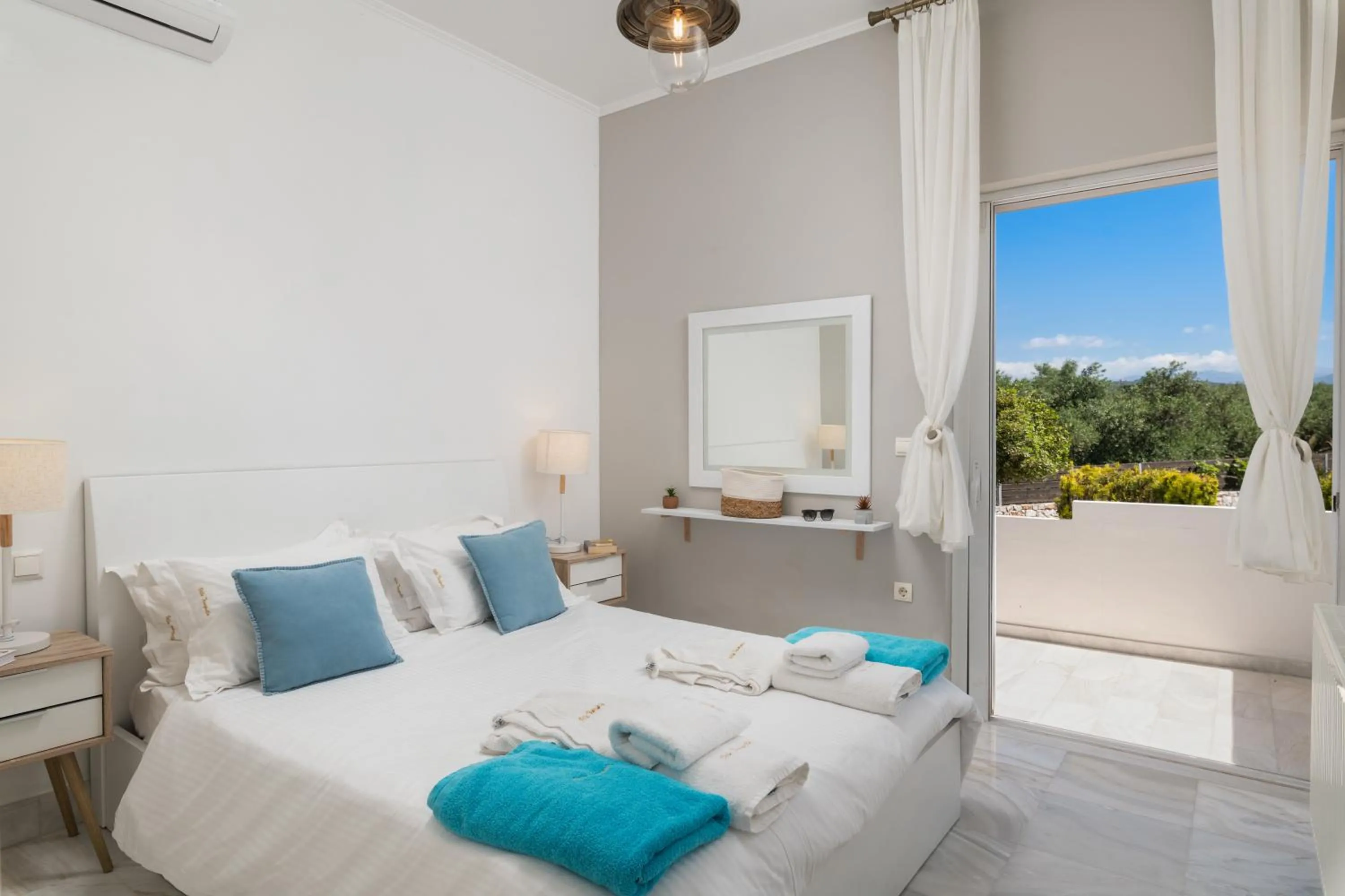 Bed in Villa Tranquilla