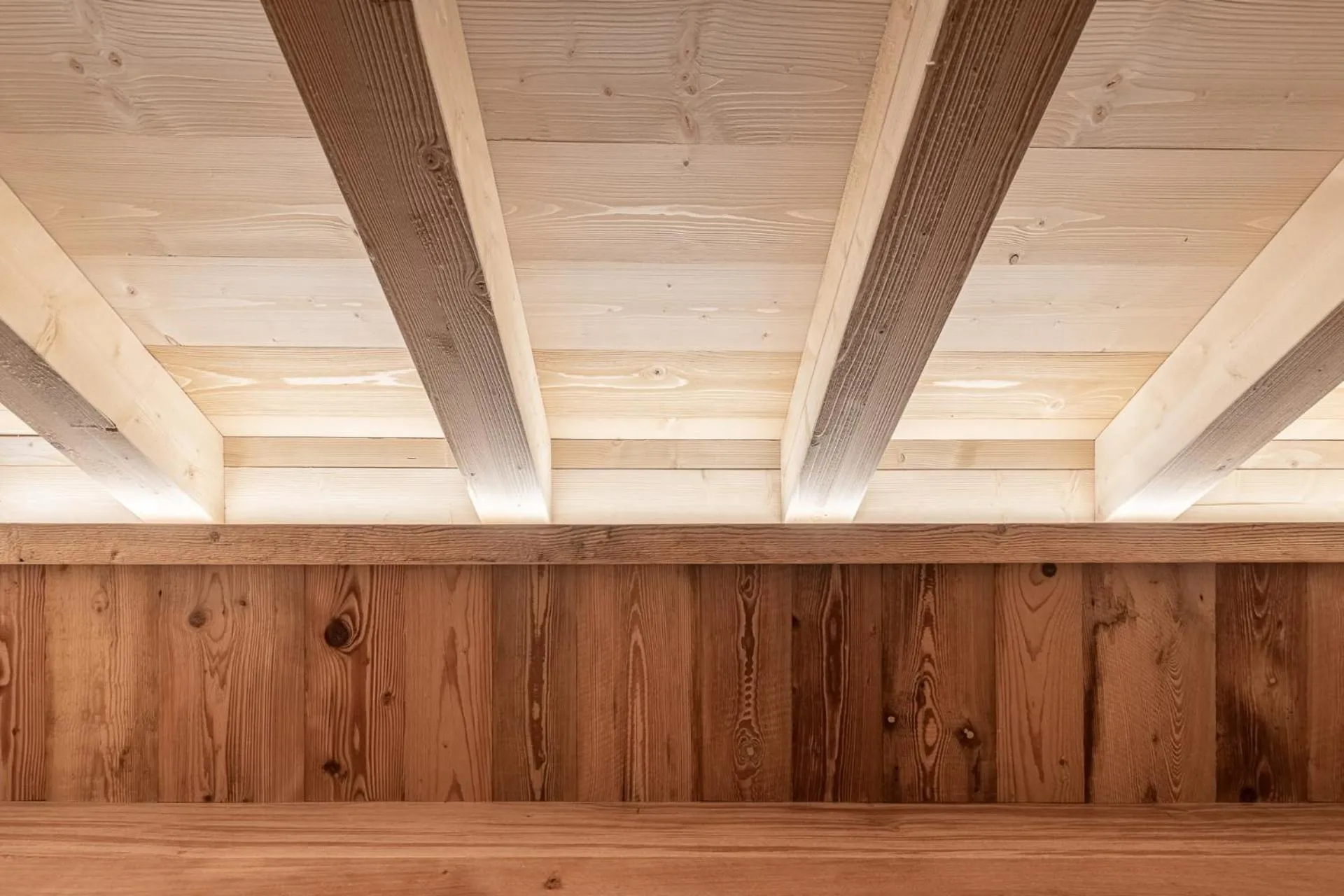 Decorative detail in Alla Stazion Locanda nelle Dolomiti