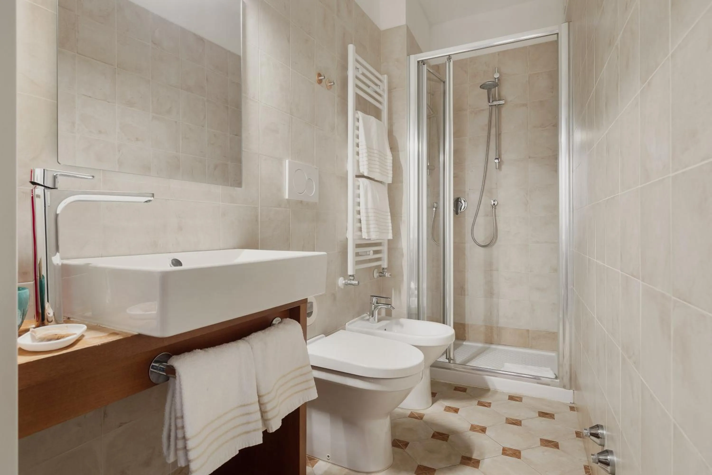 Shower in Bianca Cappello House