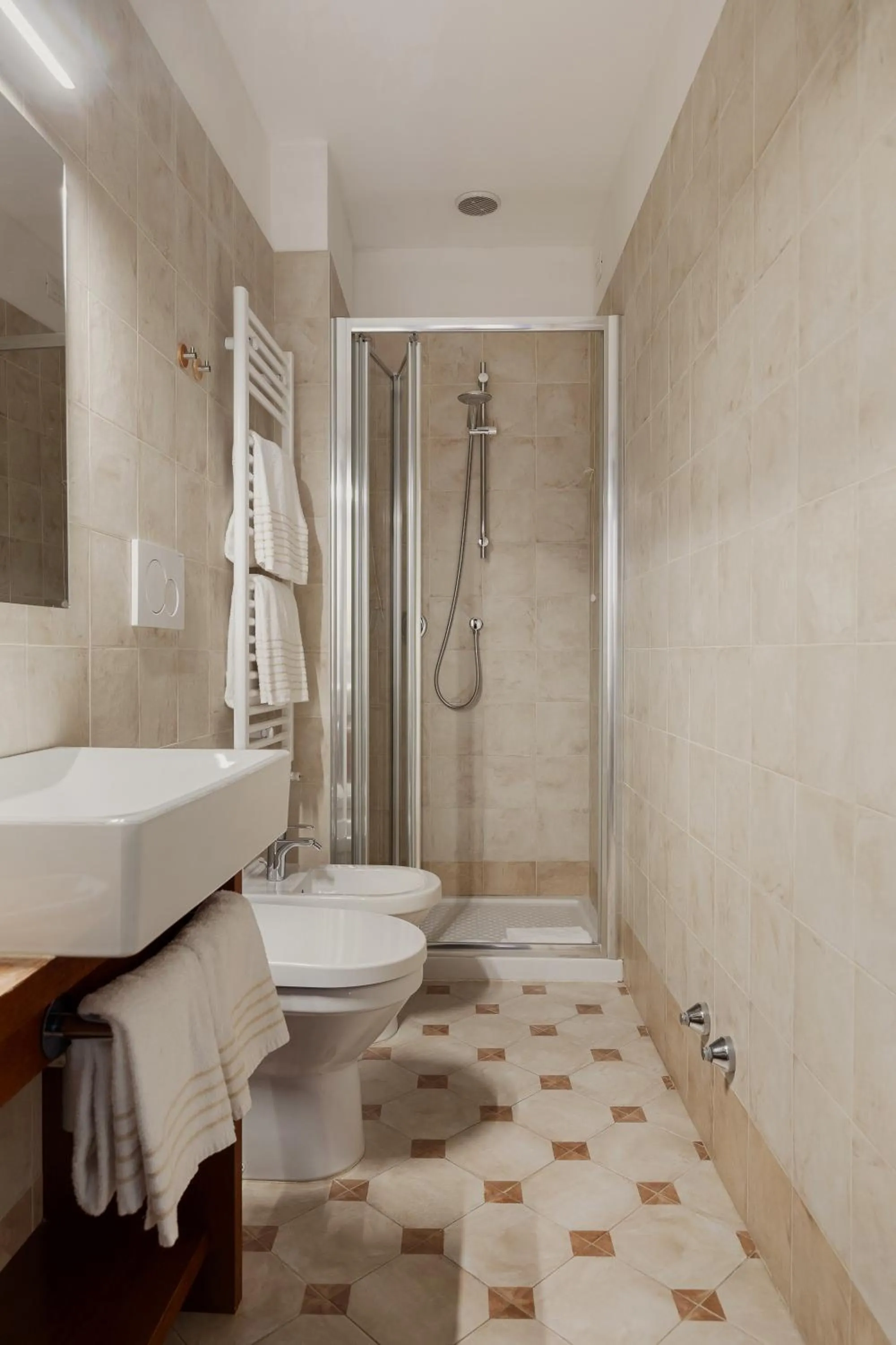 Shower in Bianca Cappello House