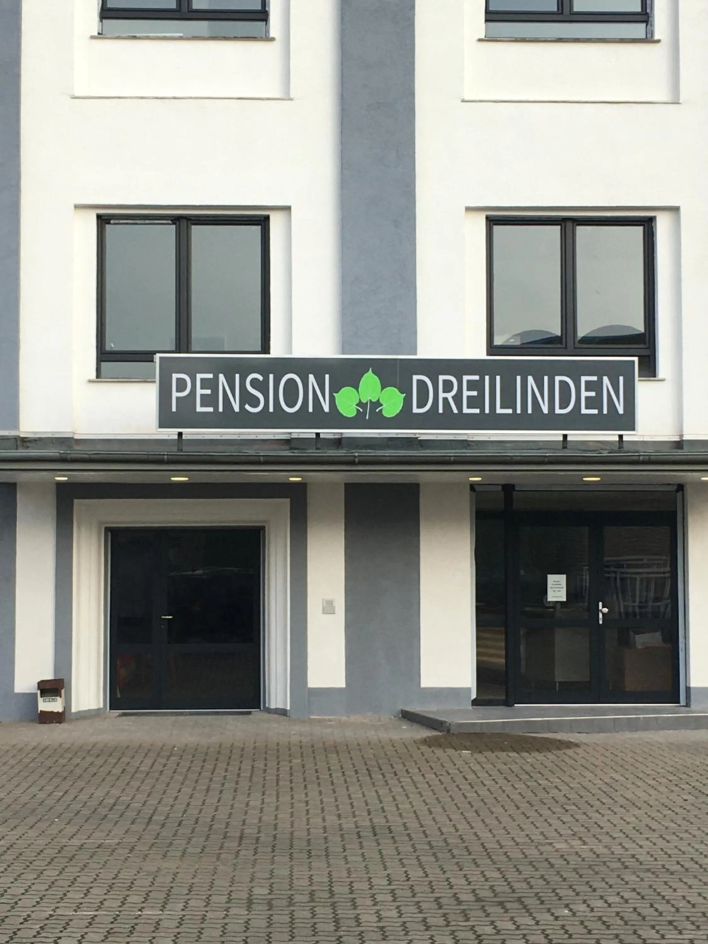 Property logo or sign in Pension Dreilinden Hannover GmbH
