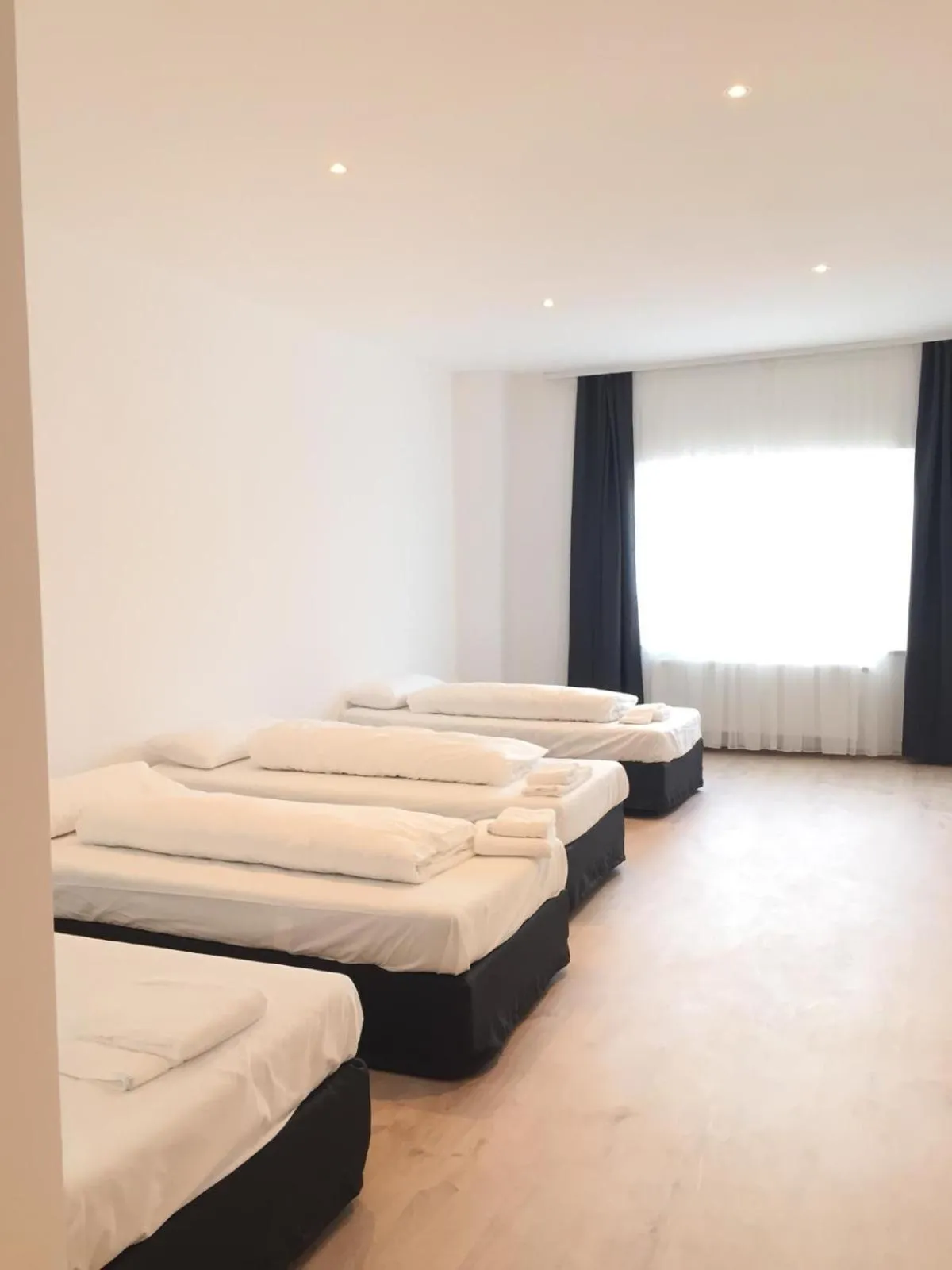 Photo of the whole room, Bed in Pension Dreilinden Hannover GmbH