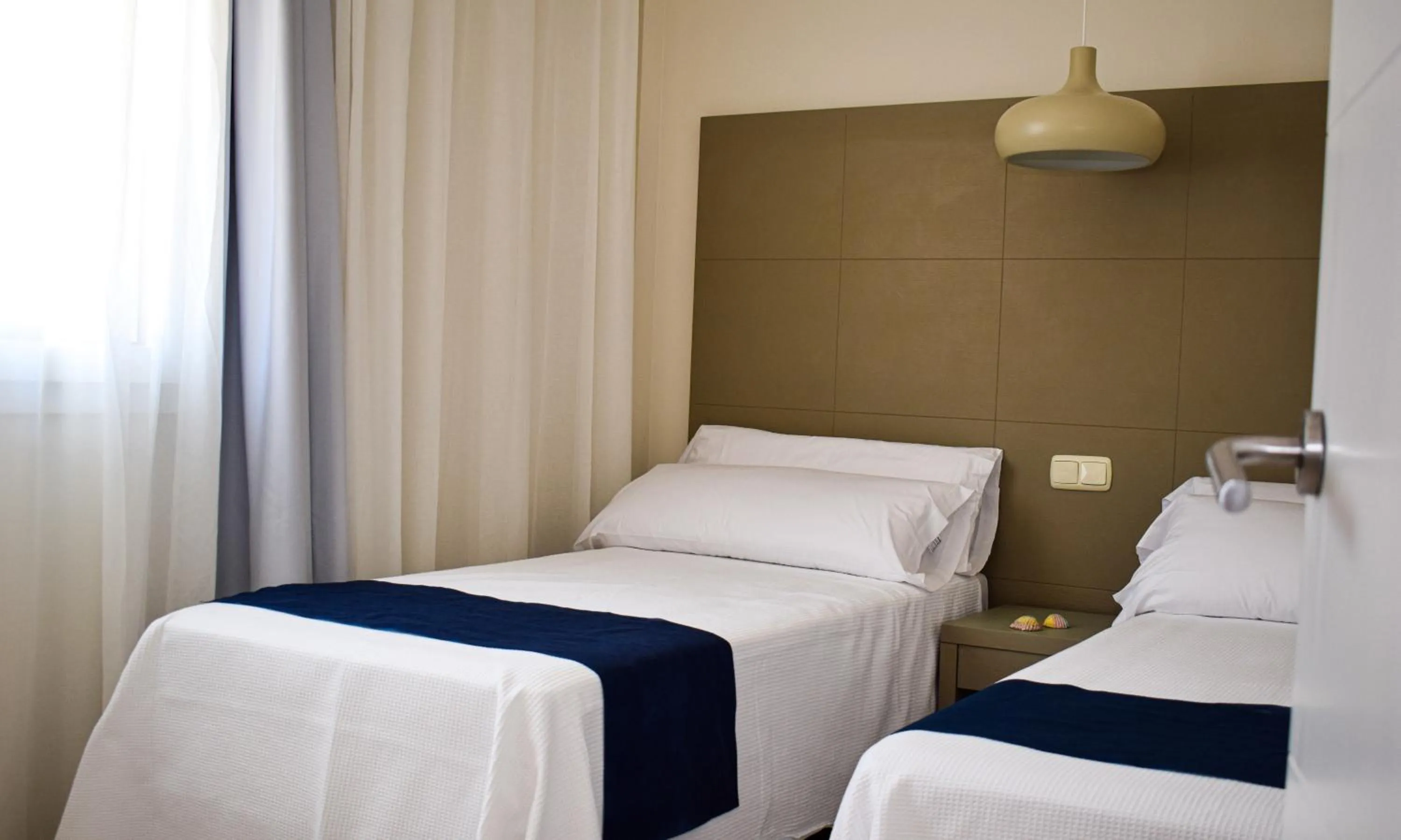 Bed in Aparthotel Novo Sancti Petri
