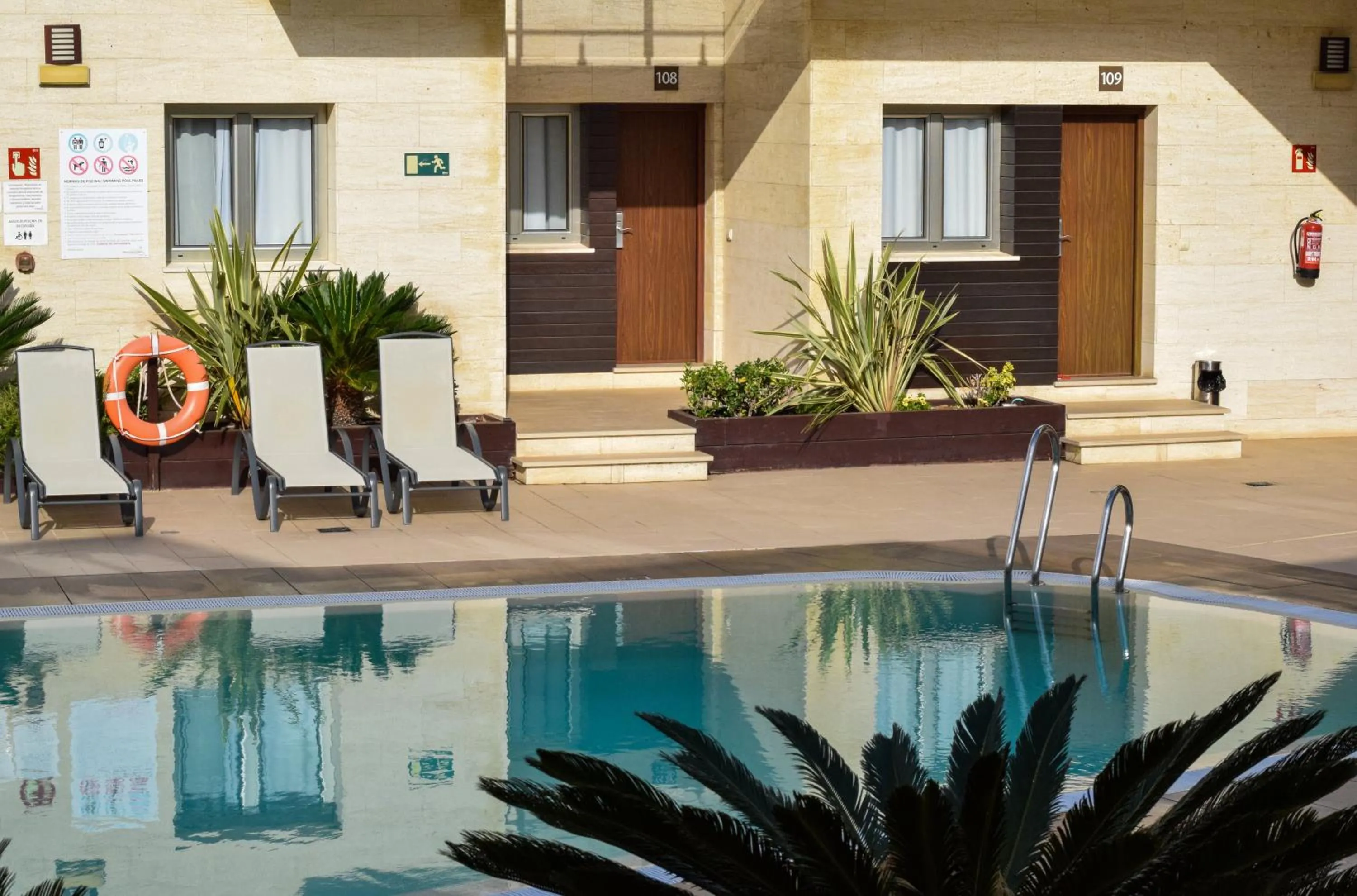 Swimming pool in Aparthotel Novo Sancti Petri