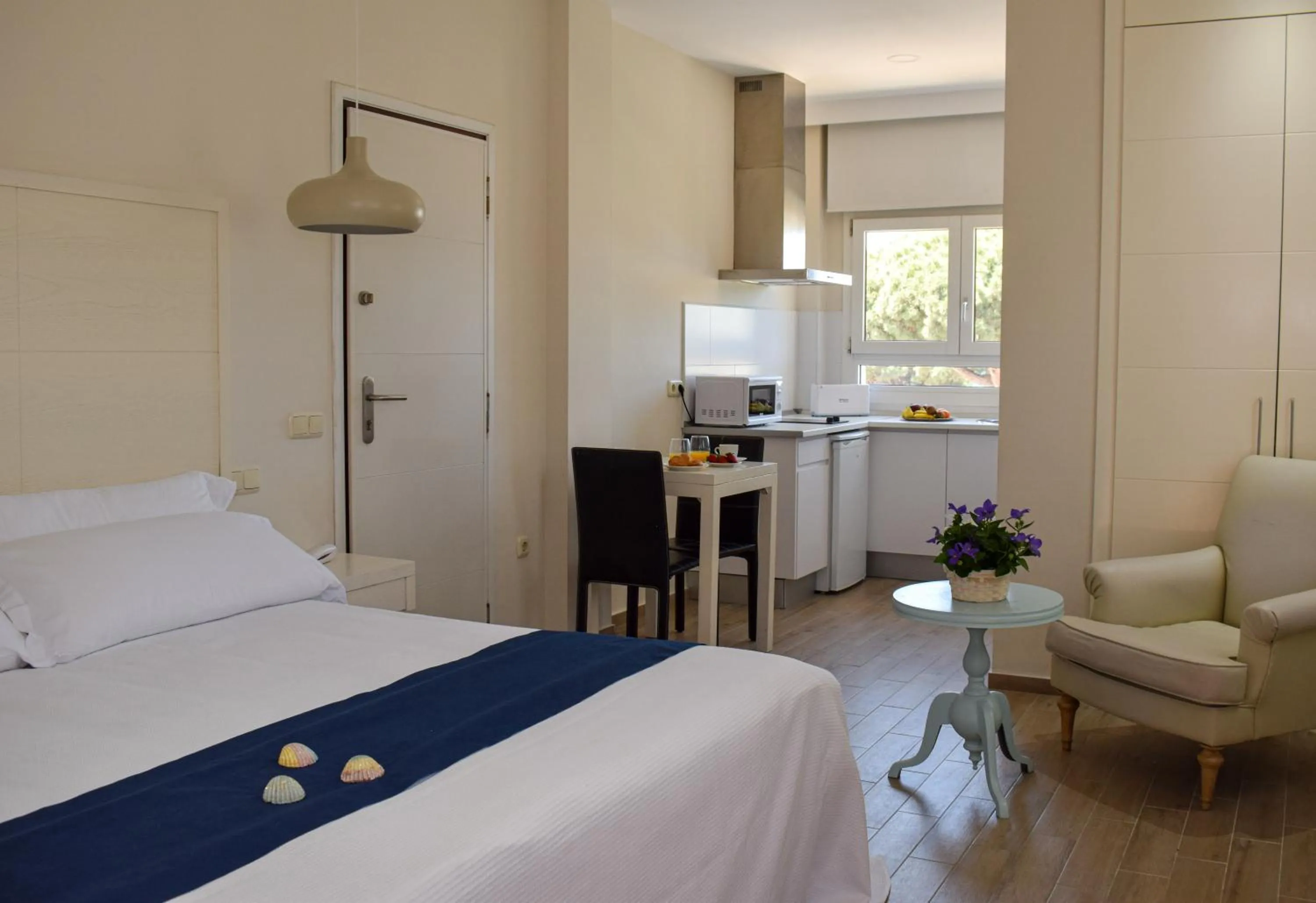 Bed in Aparthotel Novo Sancti Petri