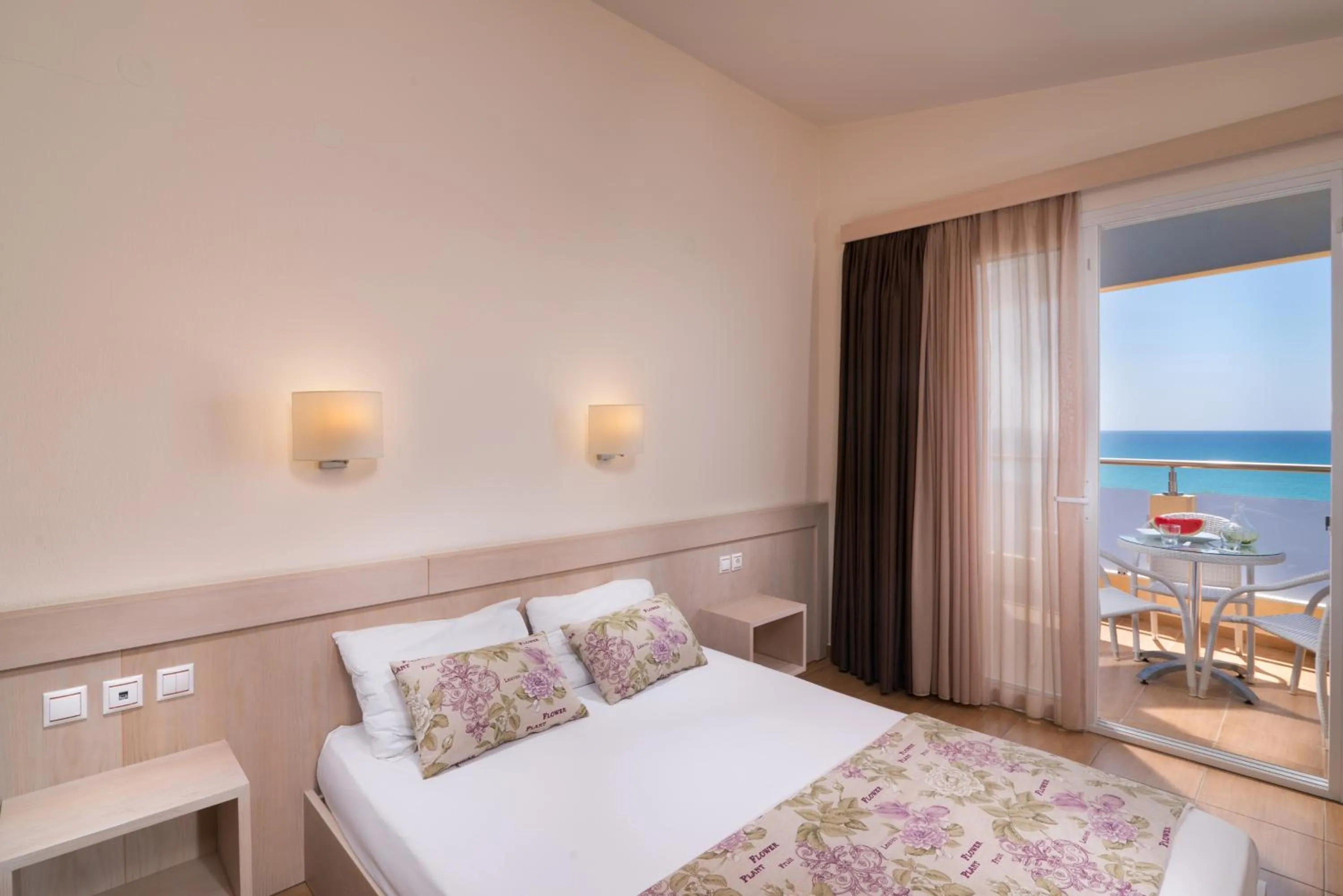 Sunray Hotel