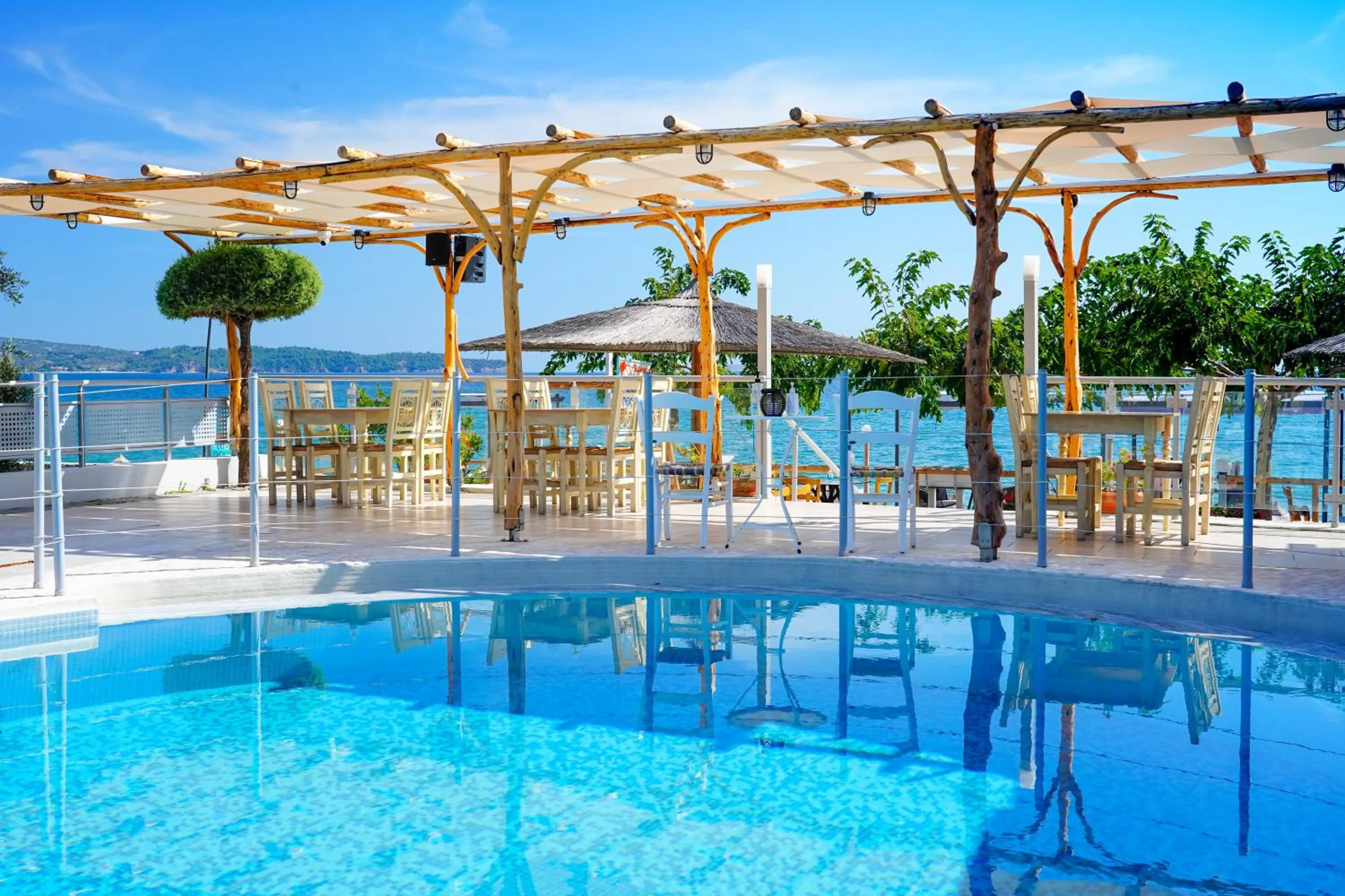 Sunray Hotel