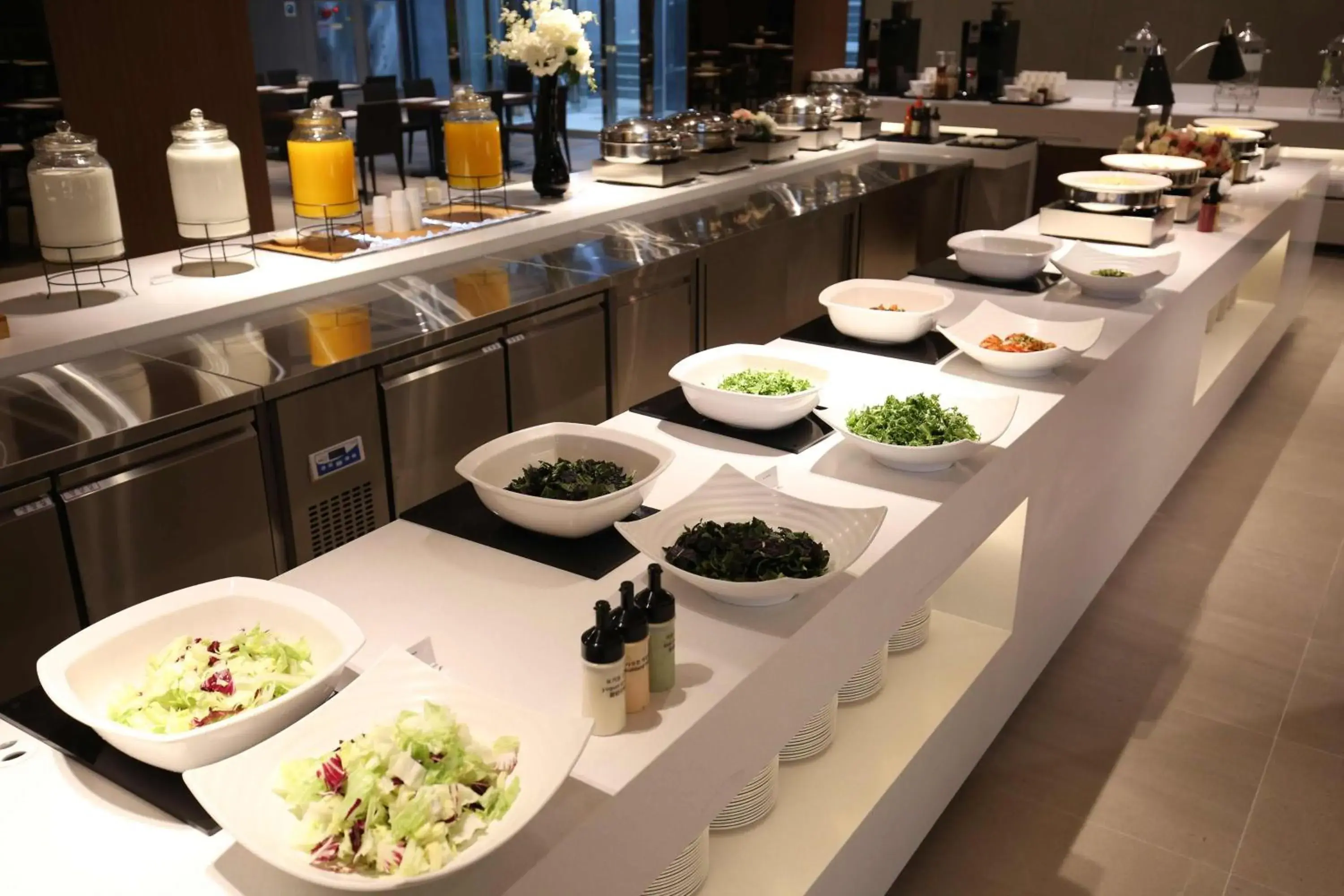 Restaurant/places to eat in Ramada Encore by Wyndham Gimpo Han River Hotel Restaurant/places to eat in Ramada Encore by Wyndham Gimpo Han River Hotel