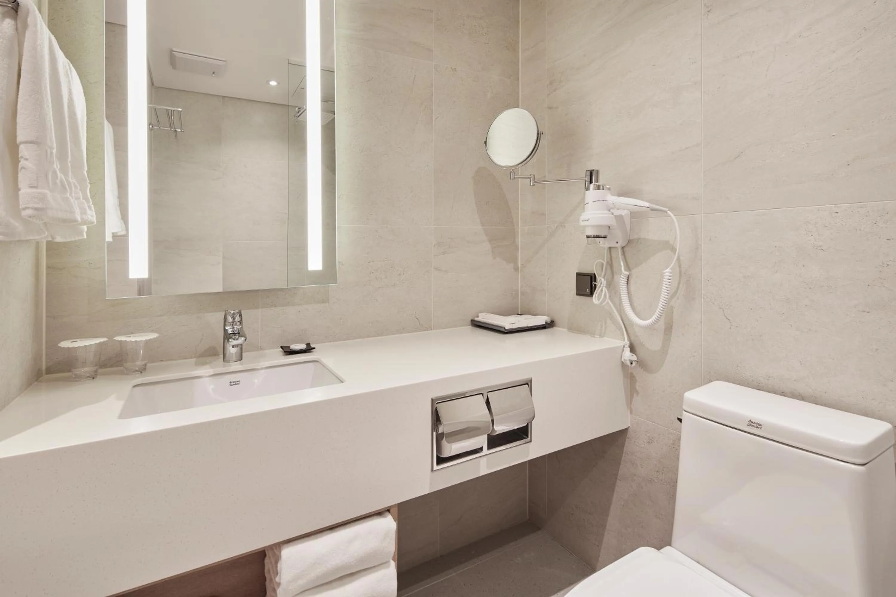 Bathroom in Ramada Encore by Wyndham Gimpo Han River Hotel