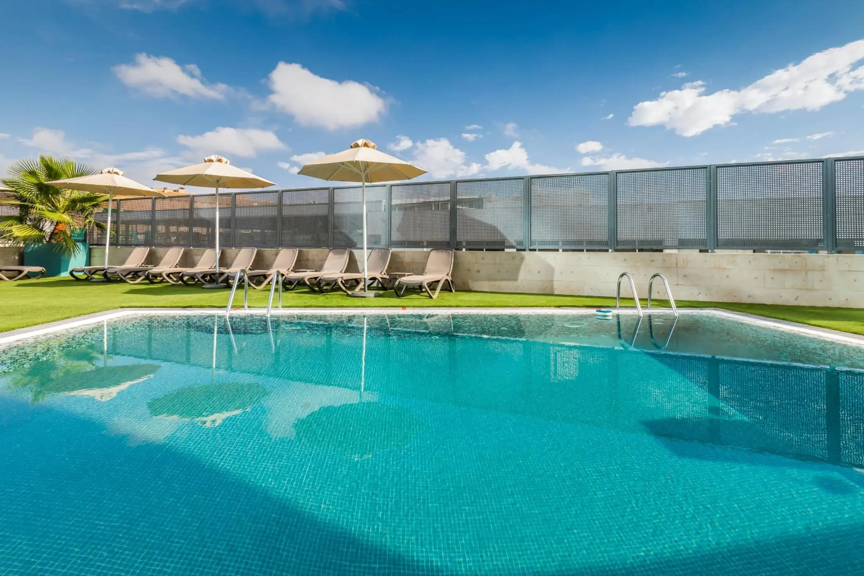 Swimming pool in Occidental Murcia Agalia Swimming pool in Occidental Murcia Agalia