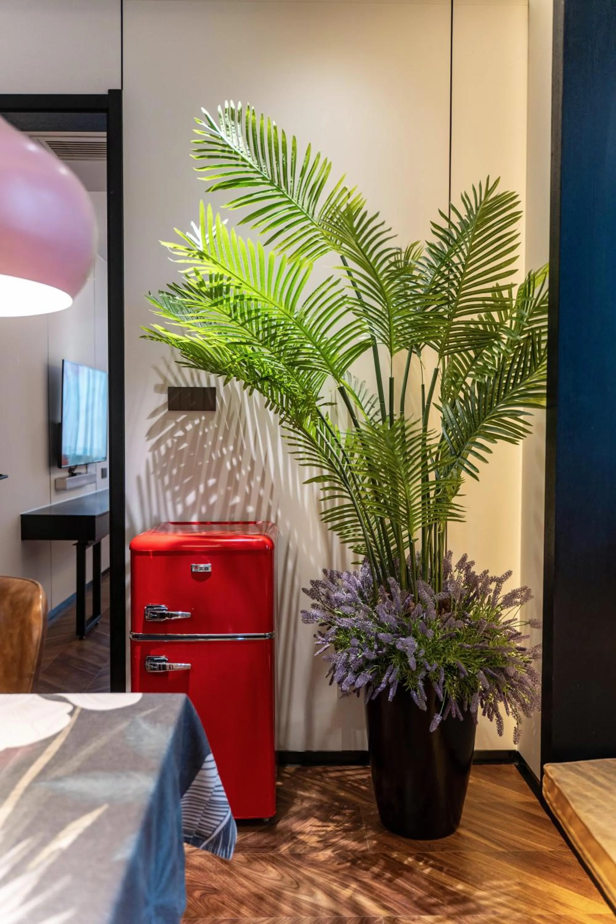 HeSu Hidden Art Hotel & Suites -Near Xi'an Drum Tower and Yongning Gate -Free Laundry Luggage Storage -Kitty Café with Freshly Ground Coffee -24H Front Desk -English Service -Exclusive Subsidies for Dumpling Banquet & Show