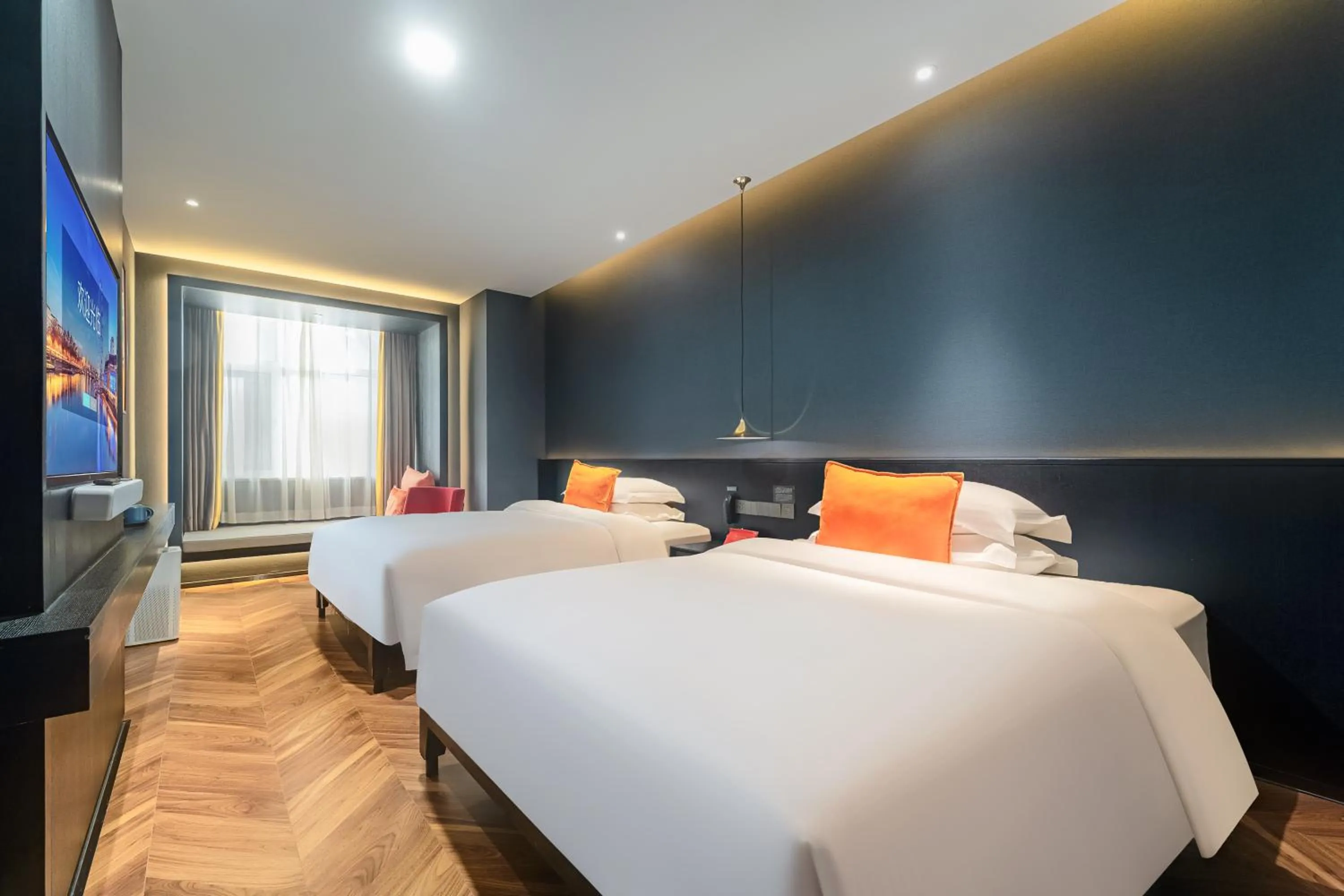 Superior Twin Room with Two Queen Beds in HeSu DESIGNER Hotel & Suites - Xi'an Drum Tower & YONGNING Gate Branch