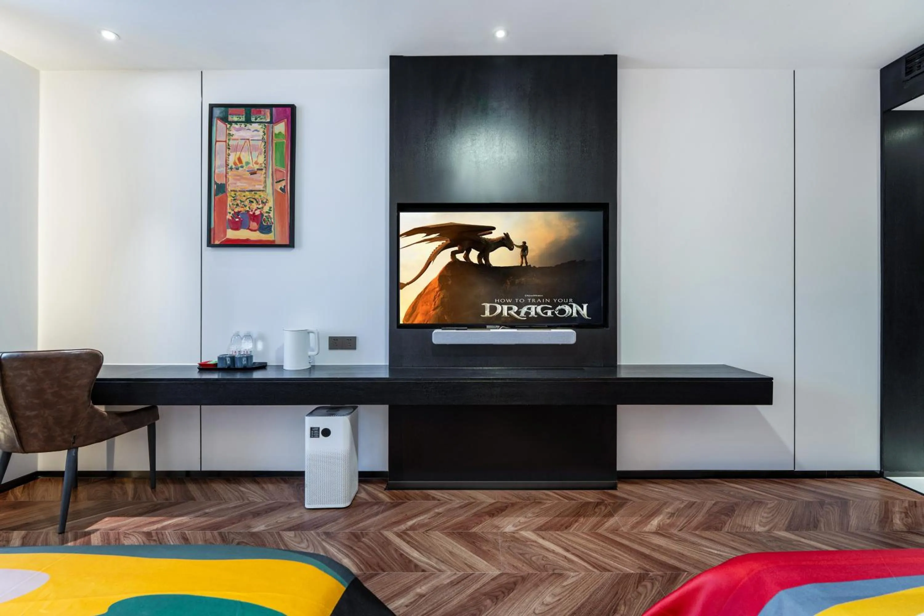 HeSu Hidden Art Hotel & Suites -Near Xi'an Drum Tower and Yongning Gate -Free Laundry Luggage Storage -Kitty Café with Freshly Ground Coffee -24H Front Desk -English Service -Exclusive Subsidies for Dumpling Banquet & Show