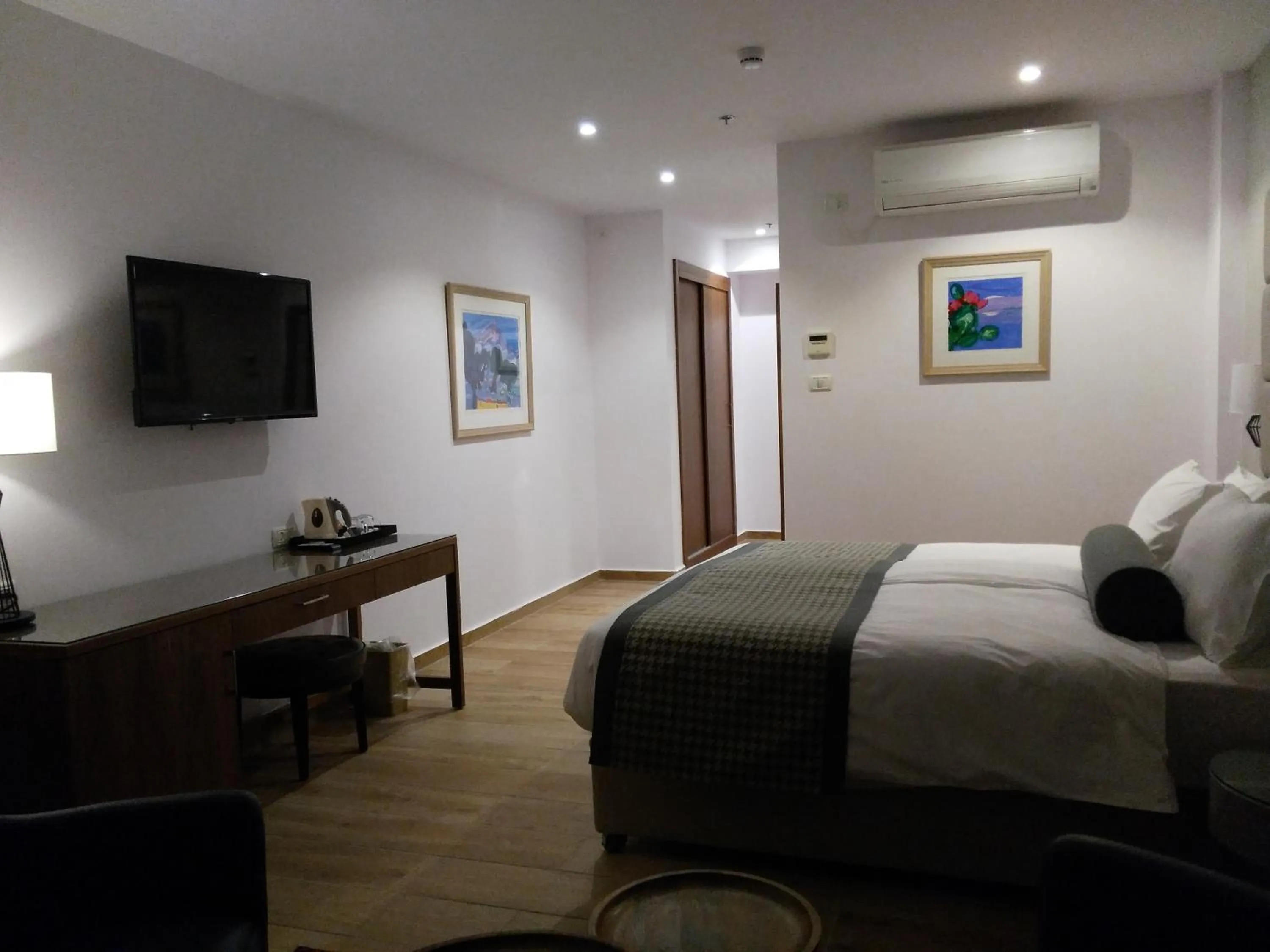 Photo of the whole room, Bed in Astoria Galilee Hotel