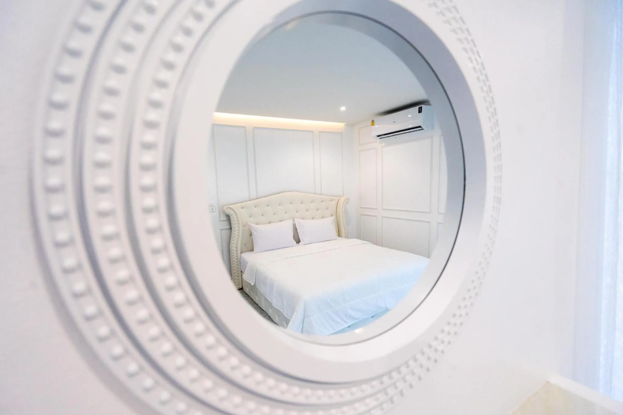 Bed in Je t'aime cafe & villa