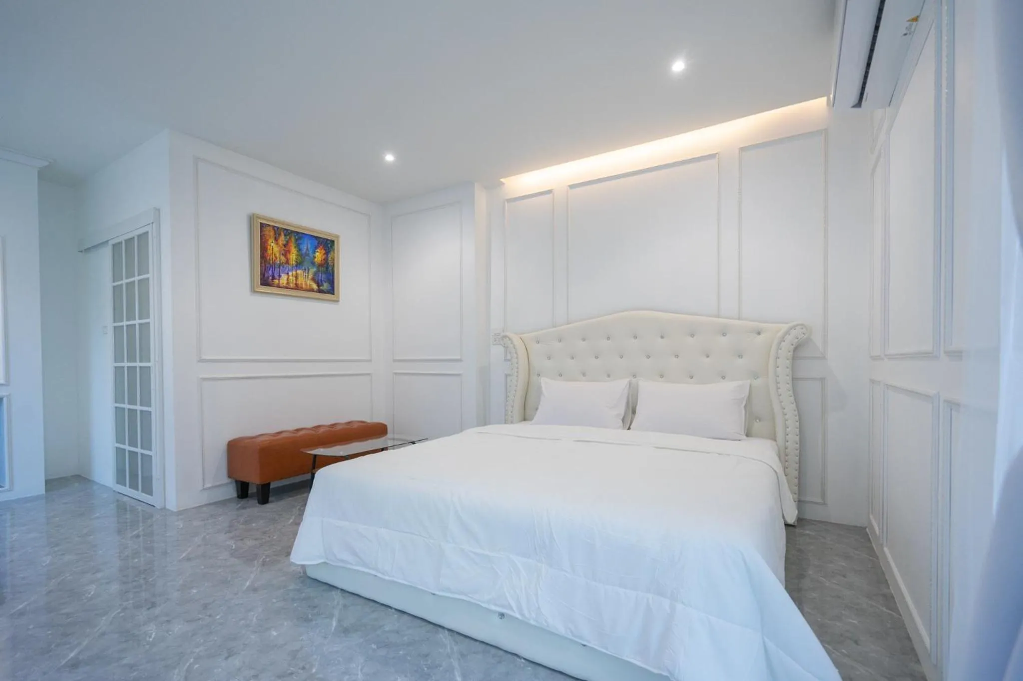 Bed in Je t'aime cafe & villa