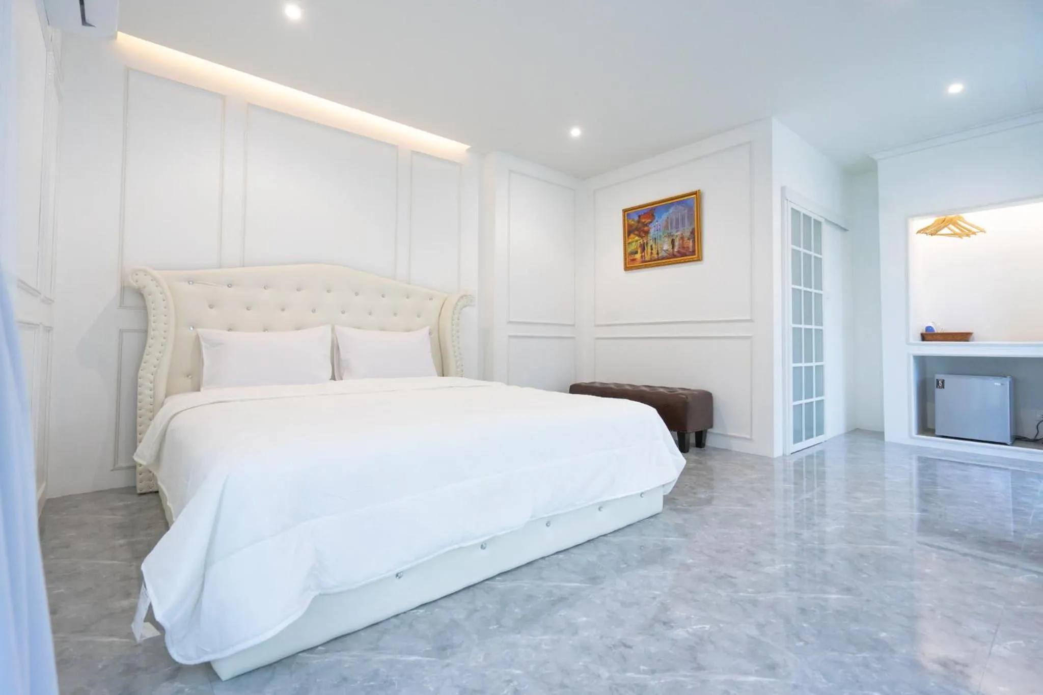 Bed in Je t'aime cafe & villa