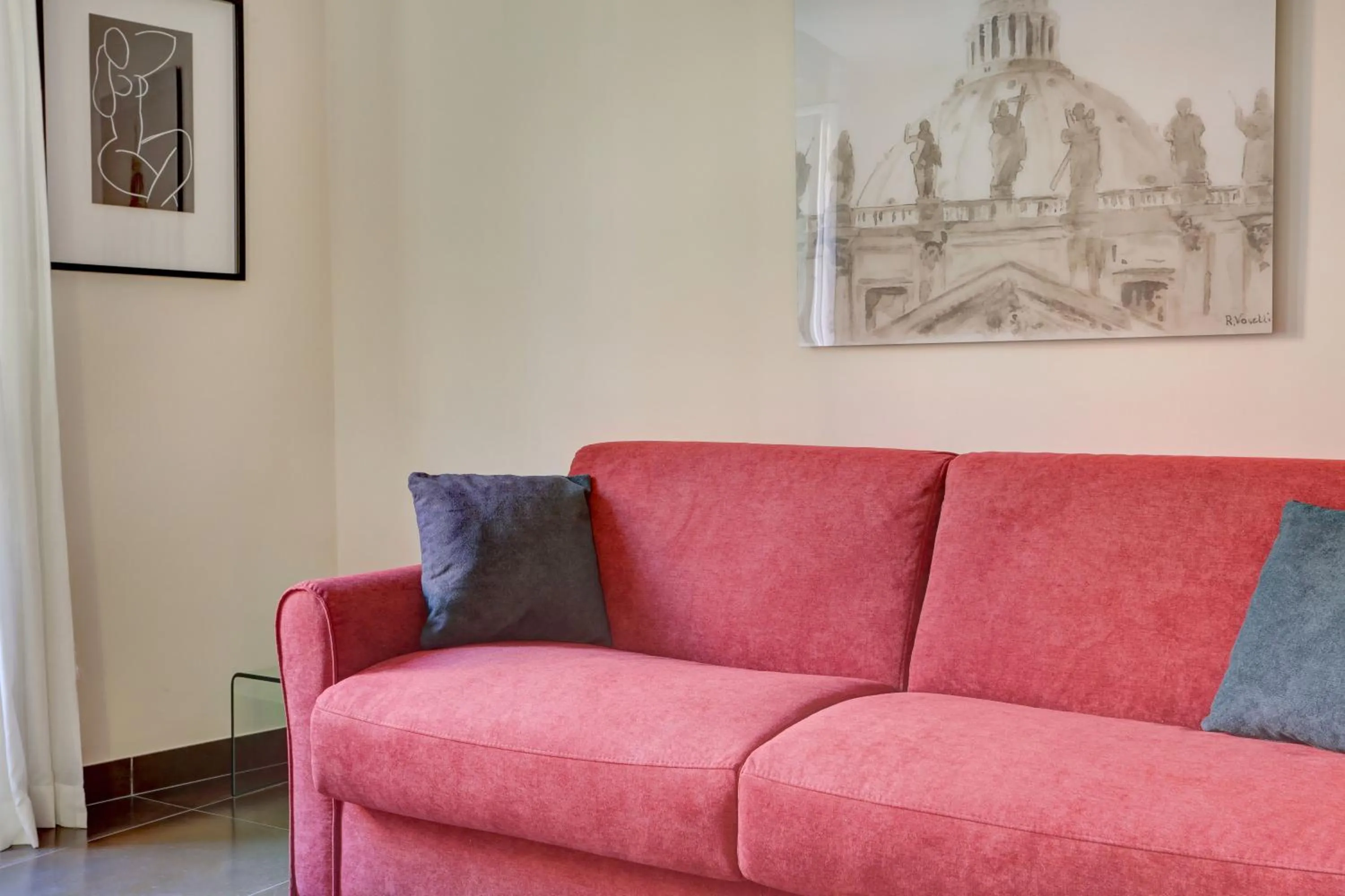 Colosseo Gardens - My Extra Home