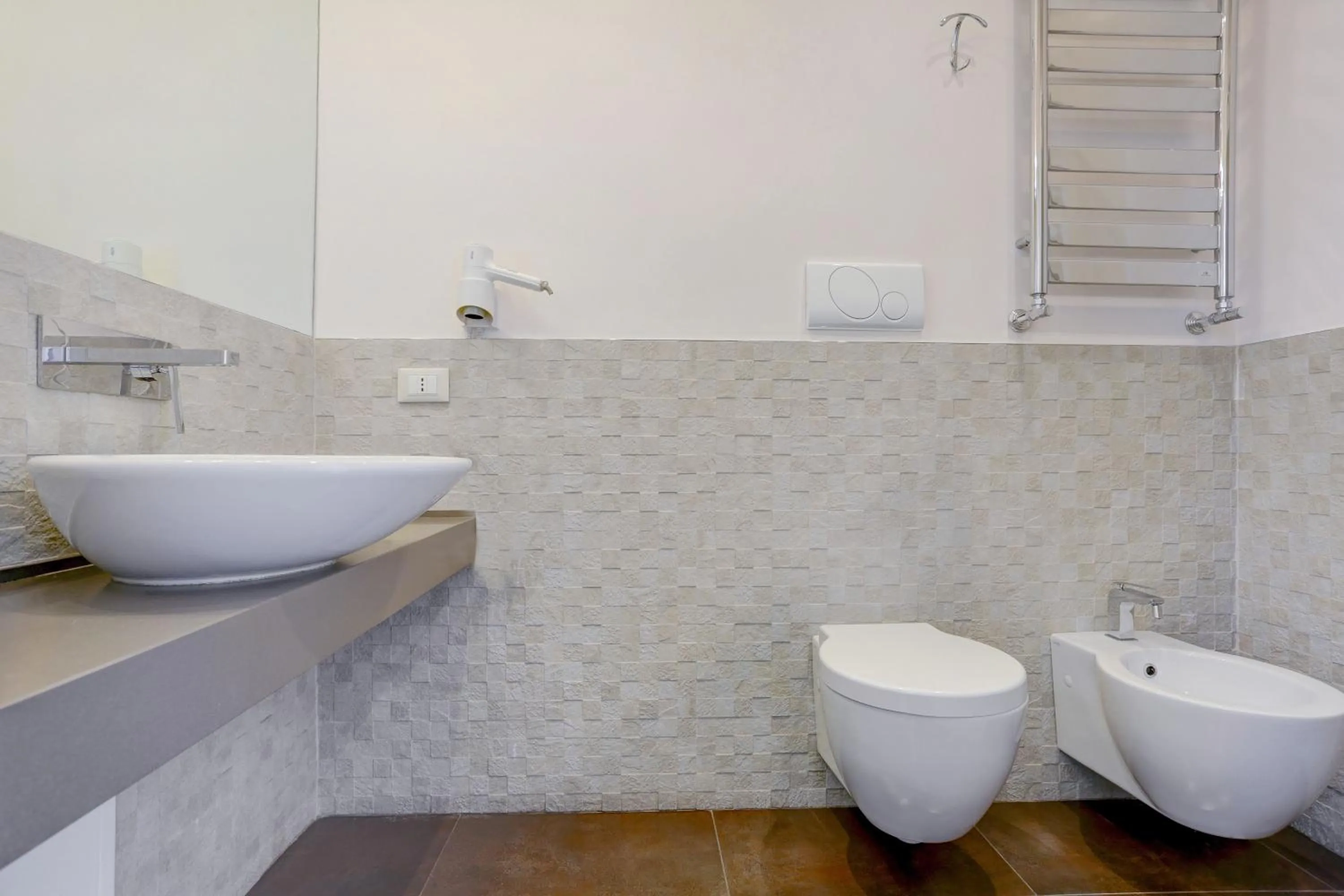 Colosseo Gardens - My Extra Home