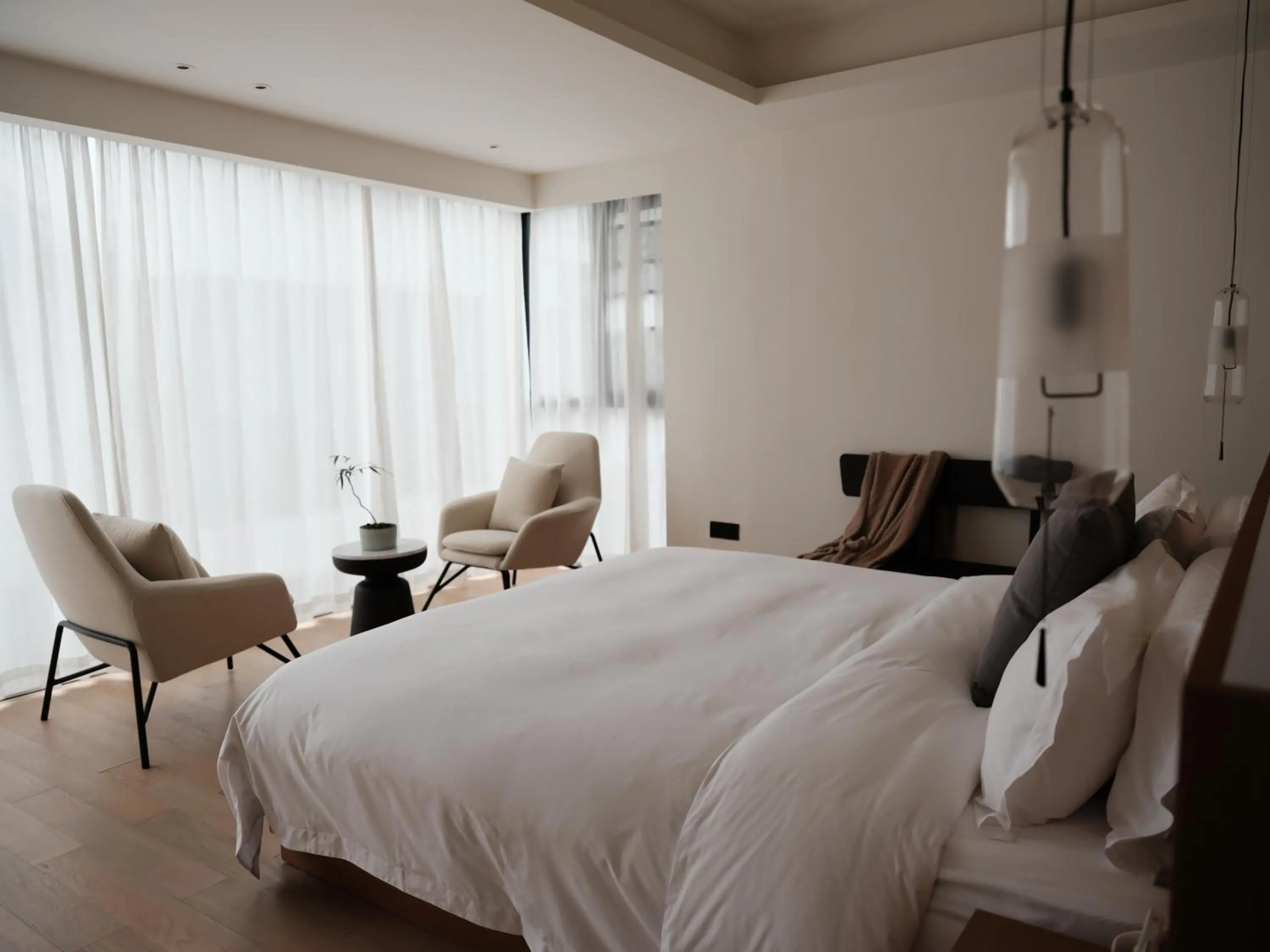 Photo of the whole room, Bed in Guilin Bonjour Boutique Hotel- Free pick up service over 3 nights