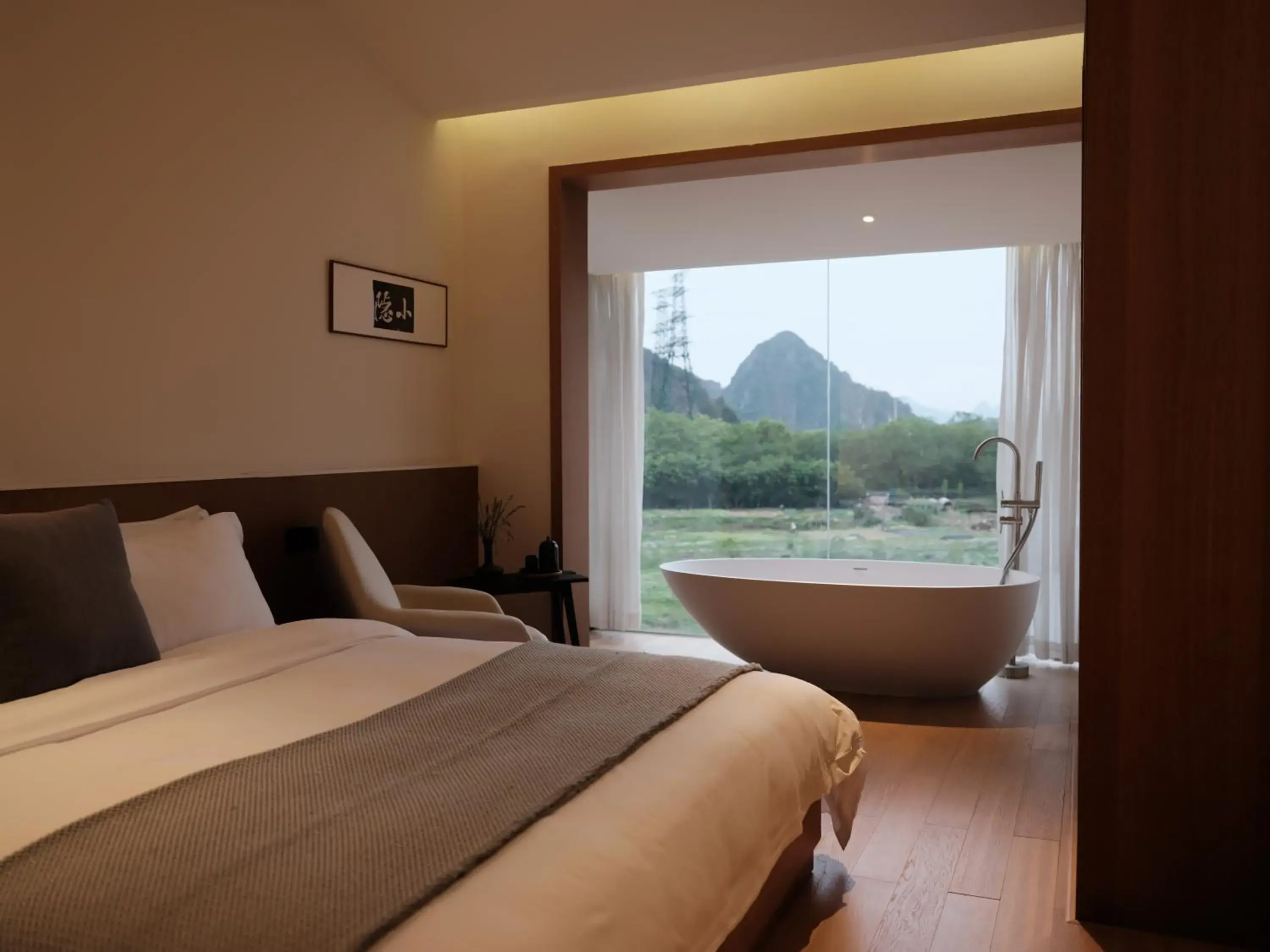 Two-Bedroom Suite in Guilin Bonjour Boutique Hotel- Free pick up service over 3 nights Two-Bedroom Suite in Guilin Bonjour Boutique Hotel- Free pick up service over 3 nights