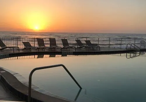 Swimming pool in Makai Beach Lodge - NOT TAKING RESERVATIONS DUE TO HURRICANE DAMAGE Until Mid DEC