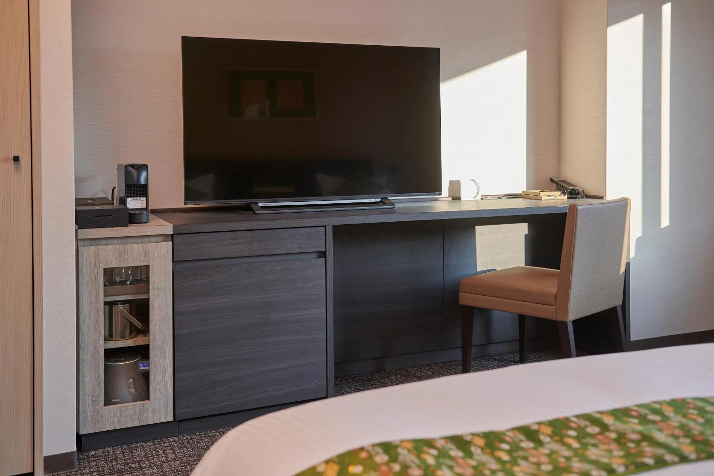 TV and multimedia, Bed in Daiwa Roynet Hotel Nara Natural Hot Spring