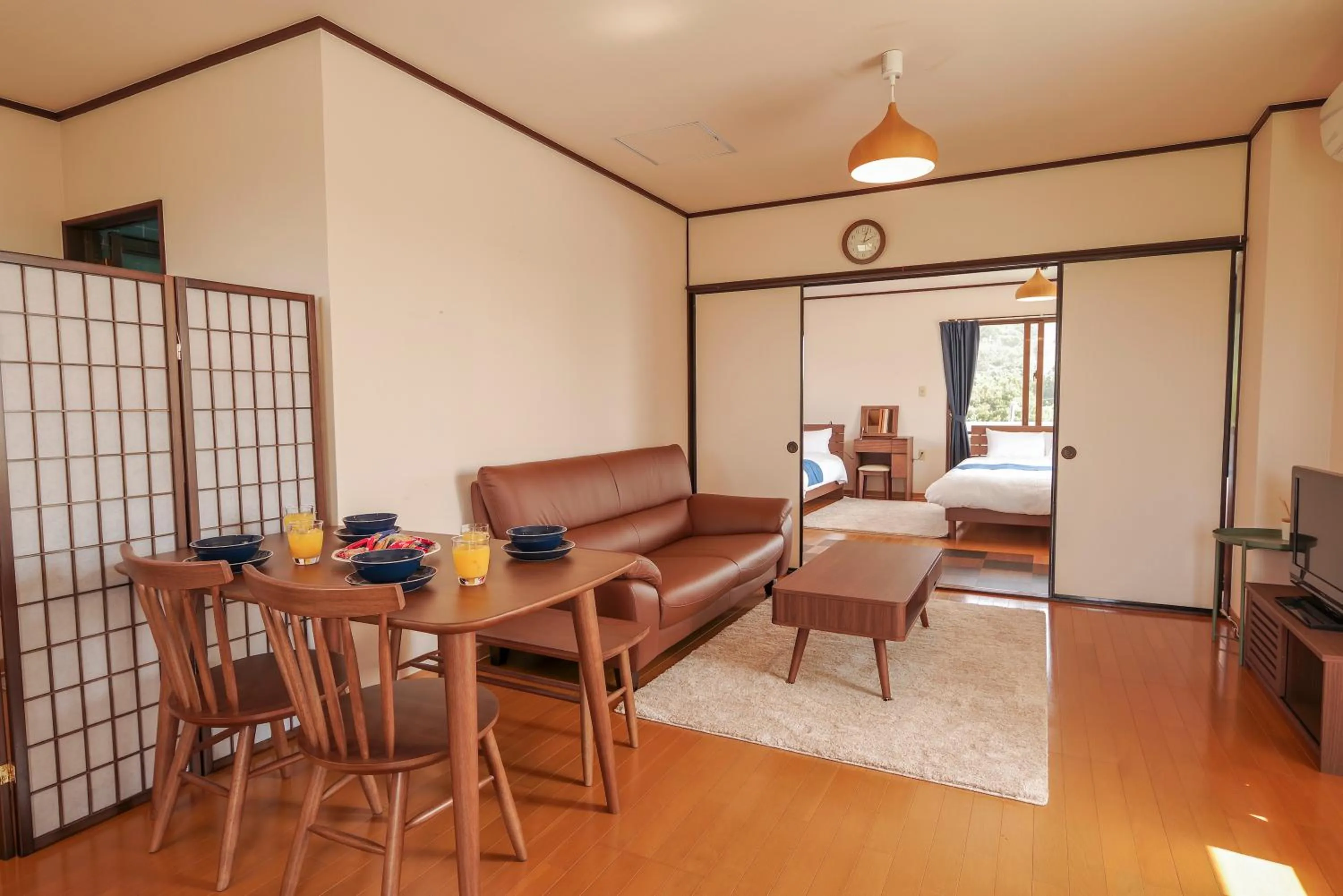 Living room in Maru House