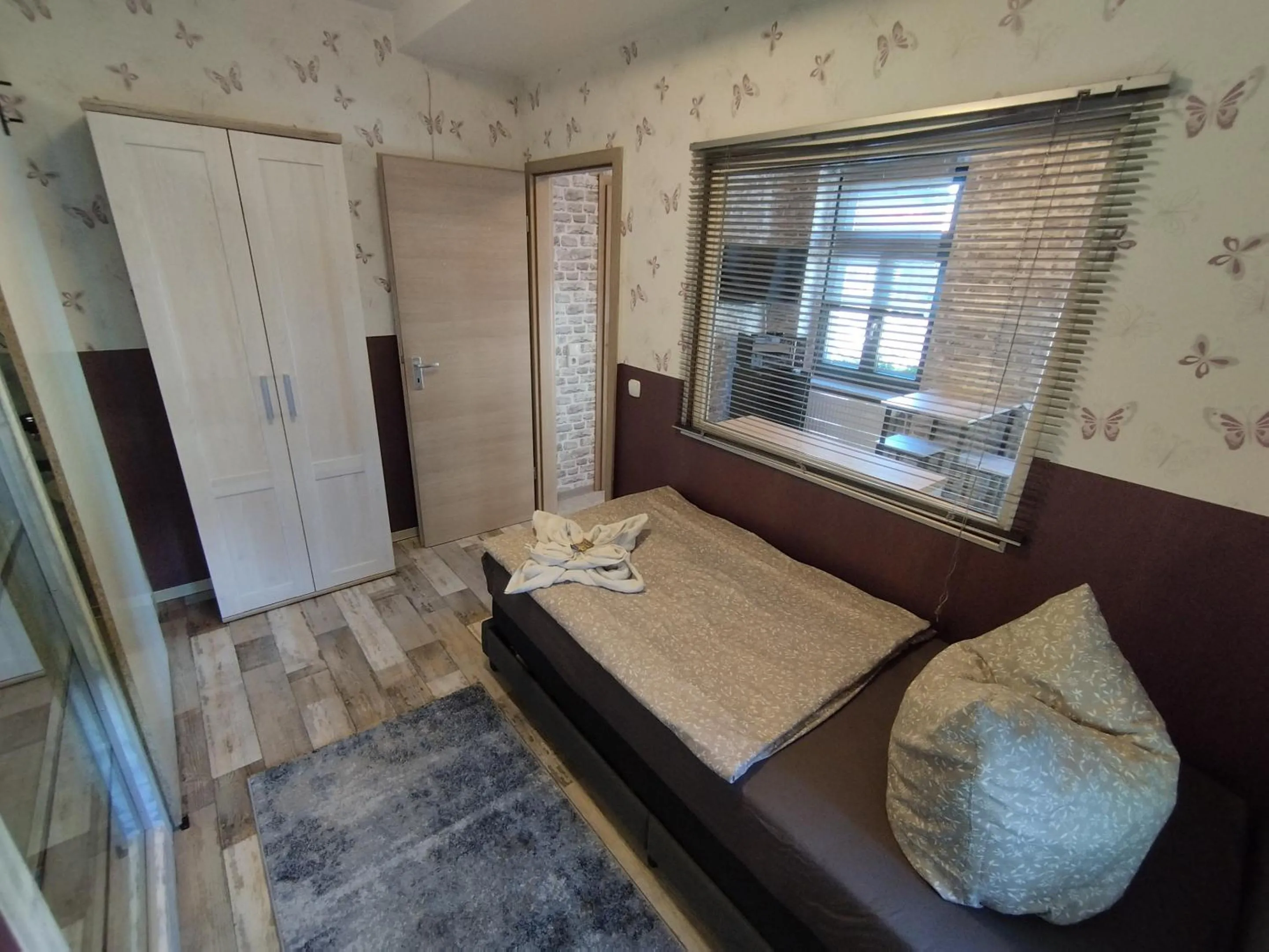 Bedroom, Bed in Haus Oberkassel