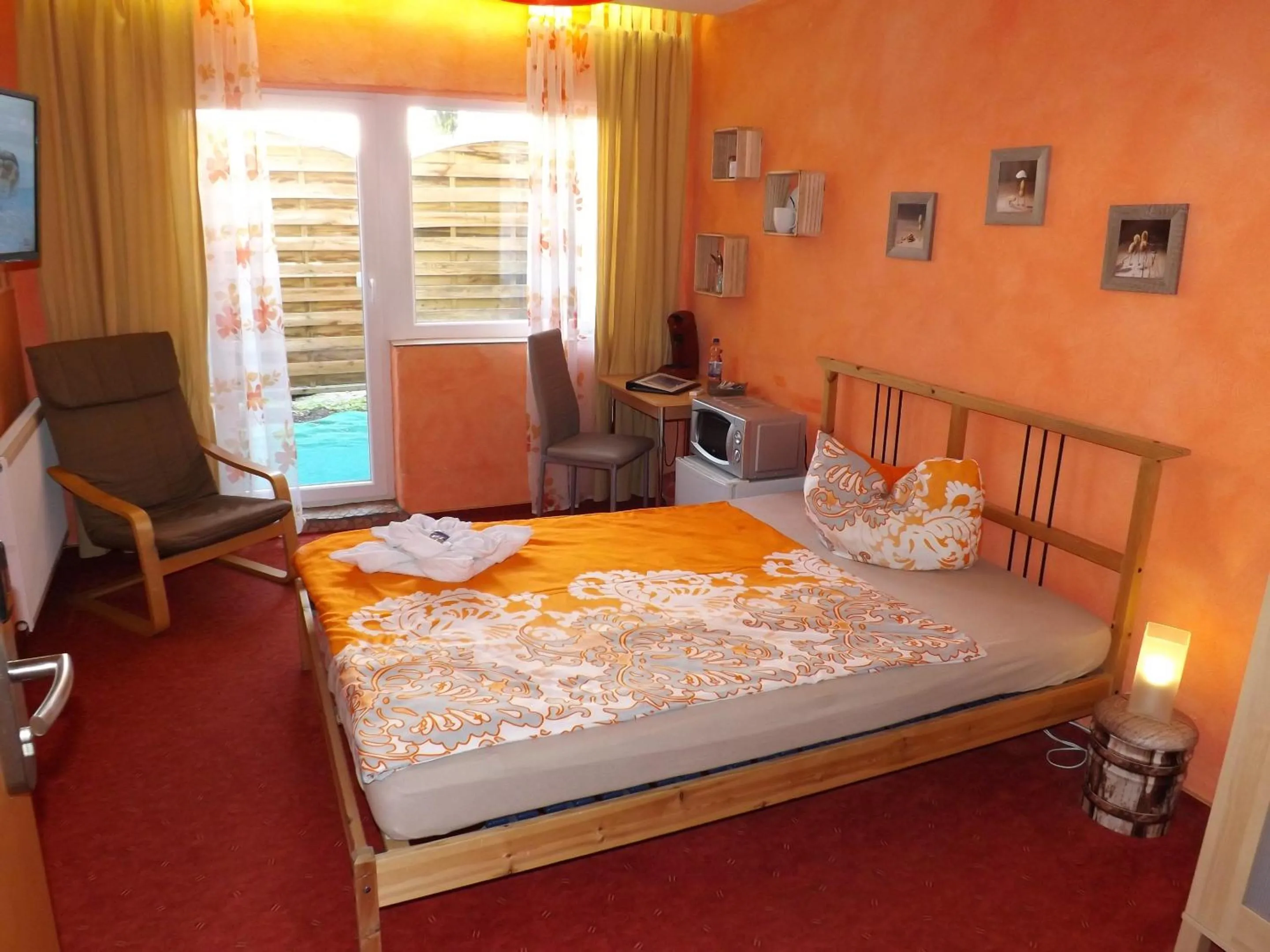 Bedroom, Bed in Haus Oberkassel