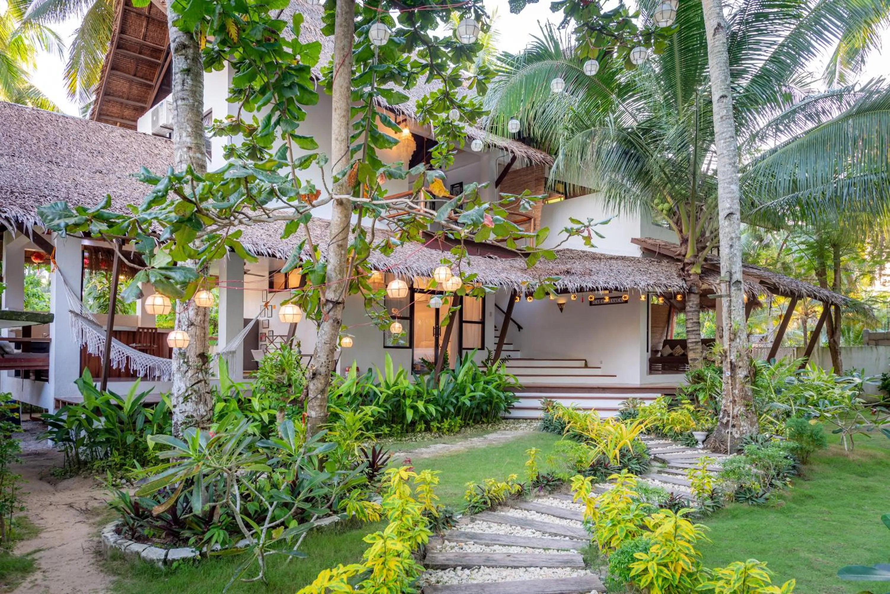 Casa Bianca Siargao