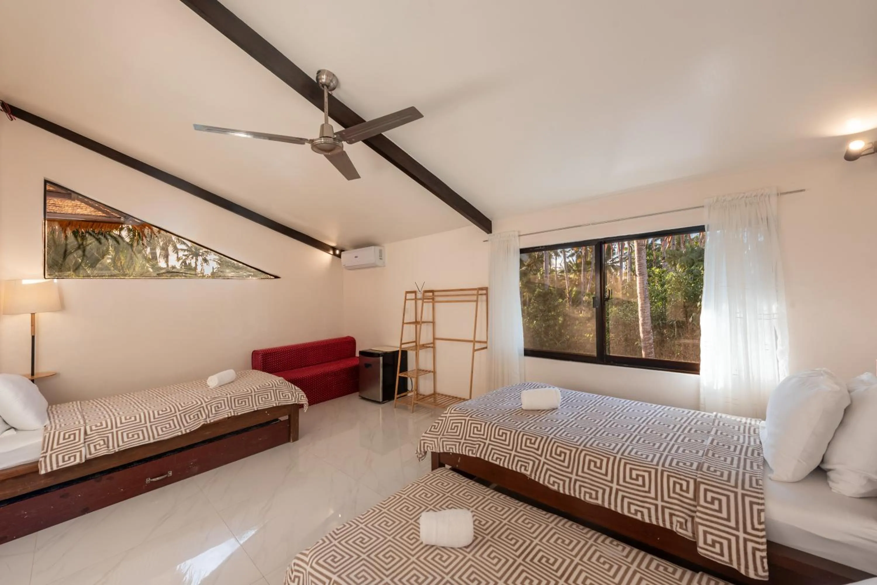 Bed in Casa Bianca Siargao