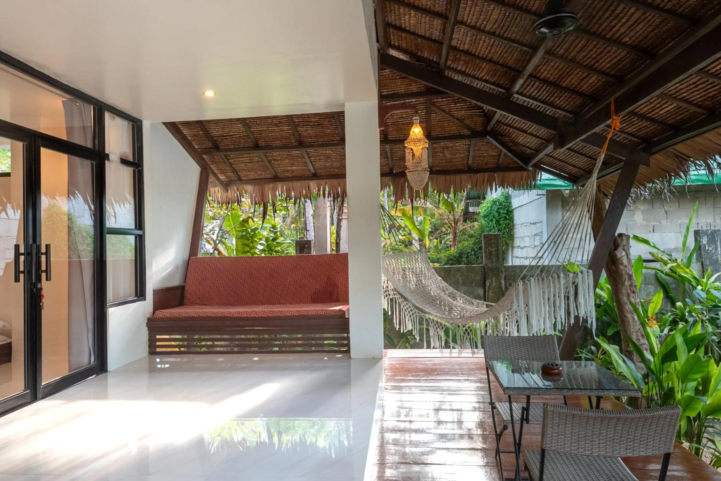 Casa Bianca Siargao