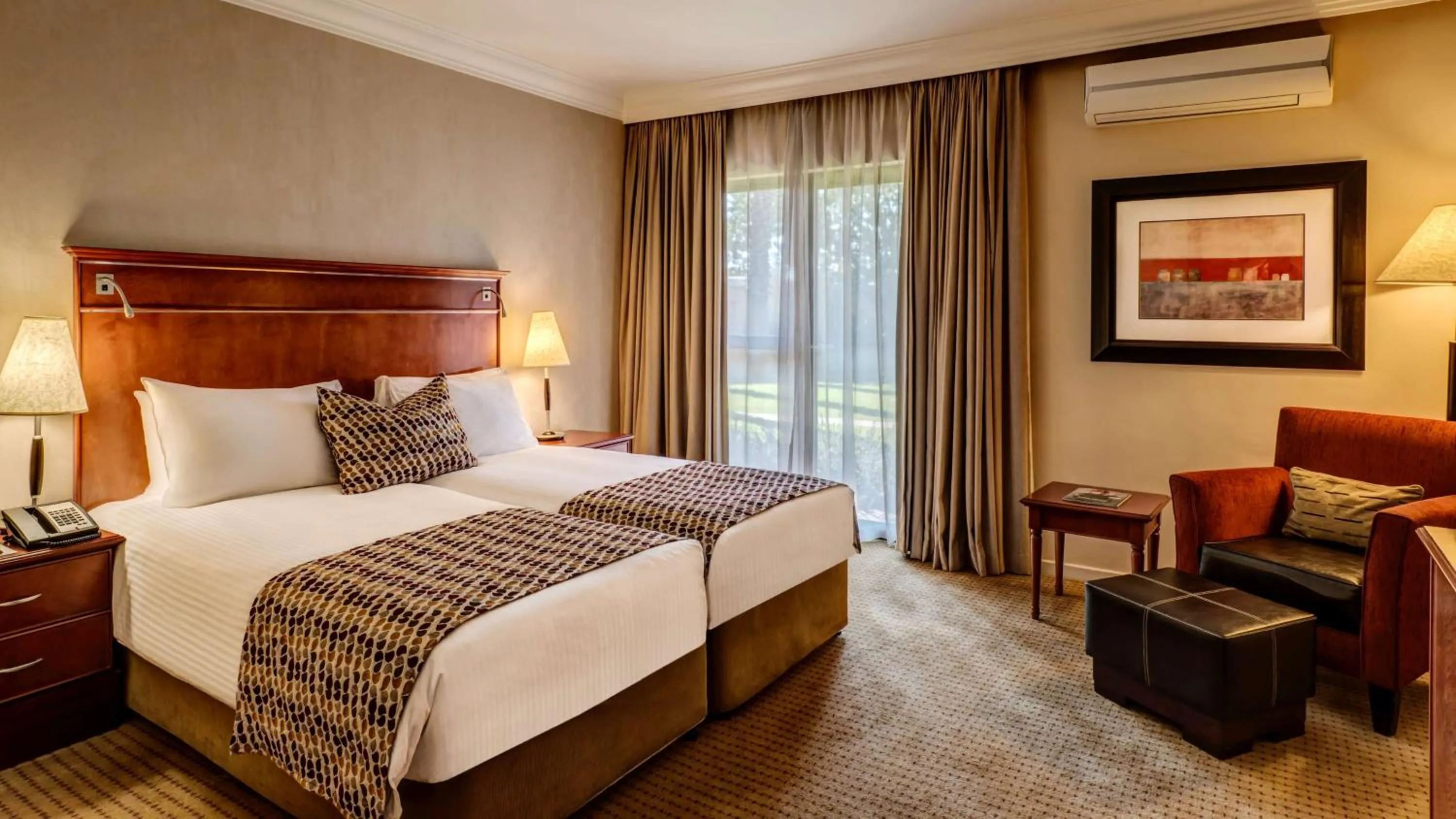 Bedroom, Bed in Southern Sun Katherine Street