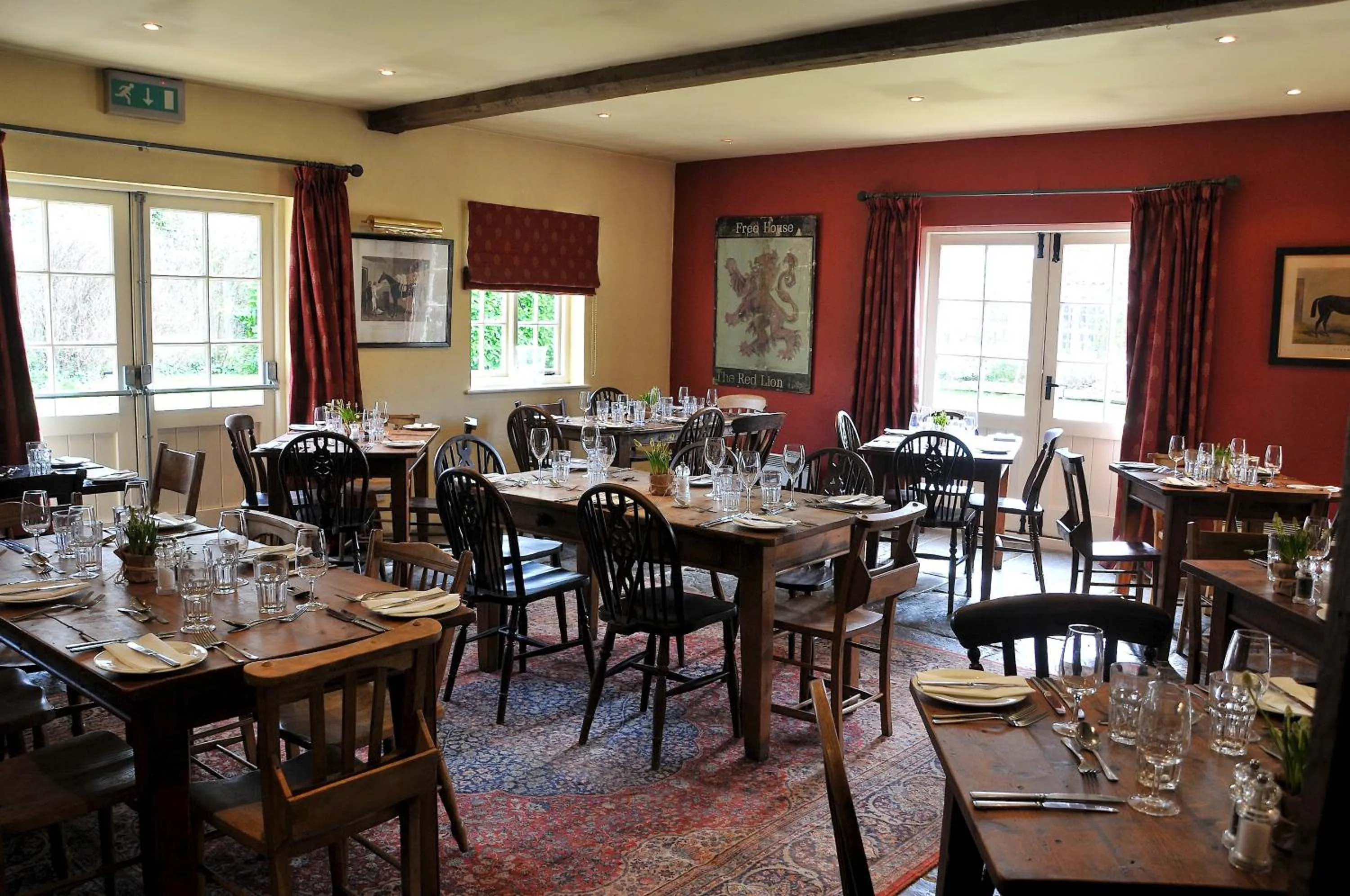 Restaurant/places to eat in The Red Lion Inn