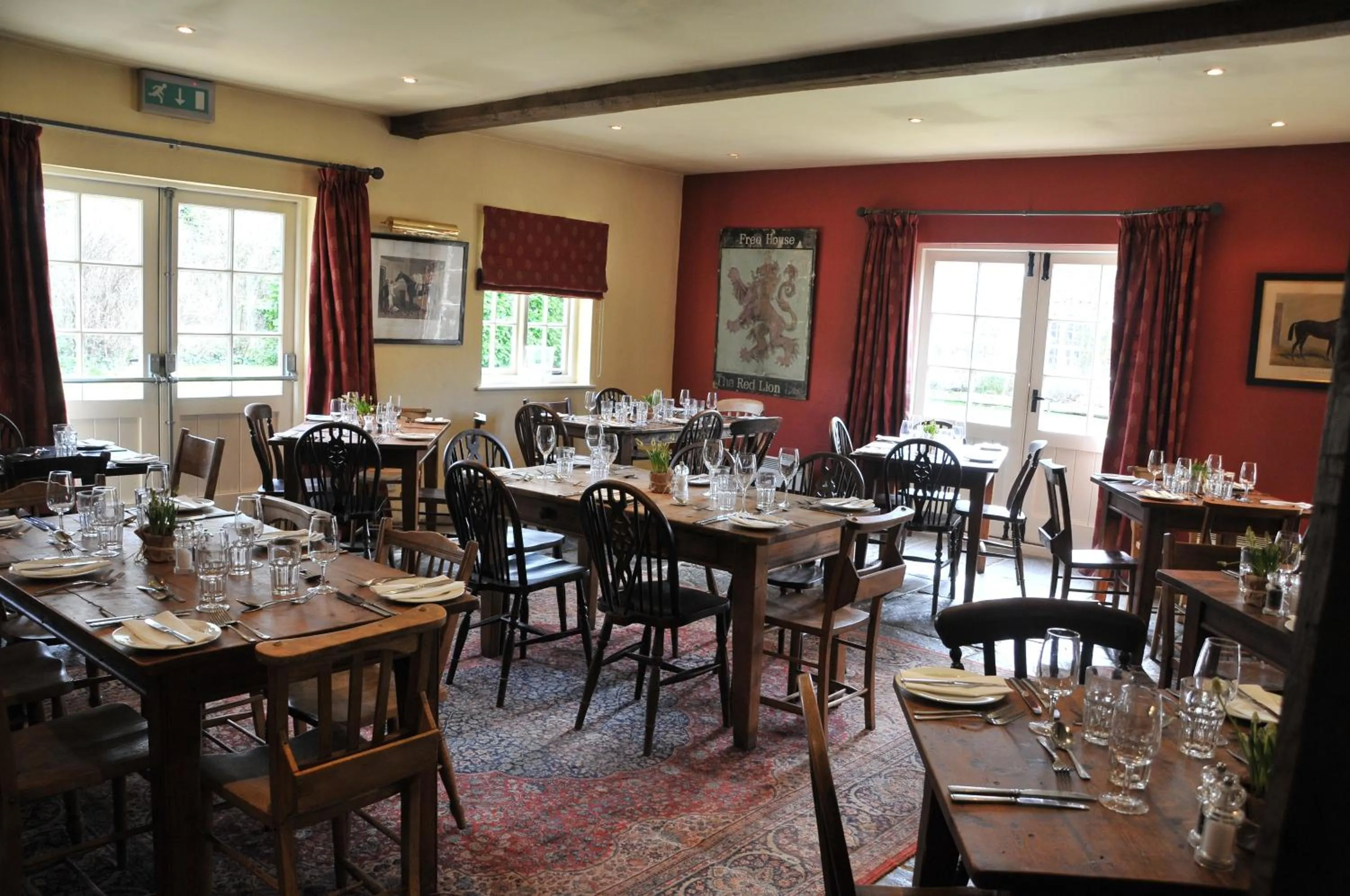 Restaurant/places to eat in The Red Lion Inn