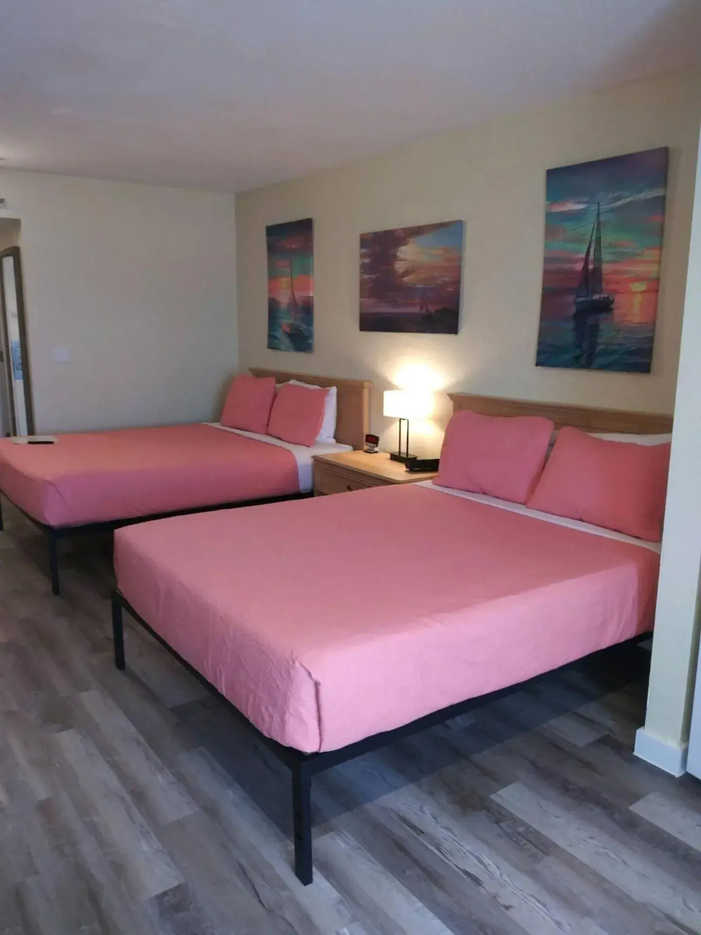 Bed in Beachside Hotel Bed in Beachside Hotel