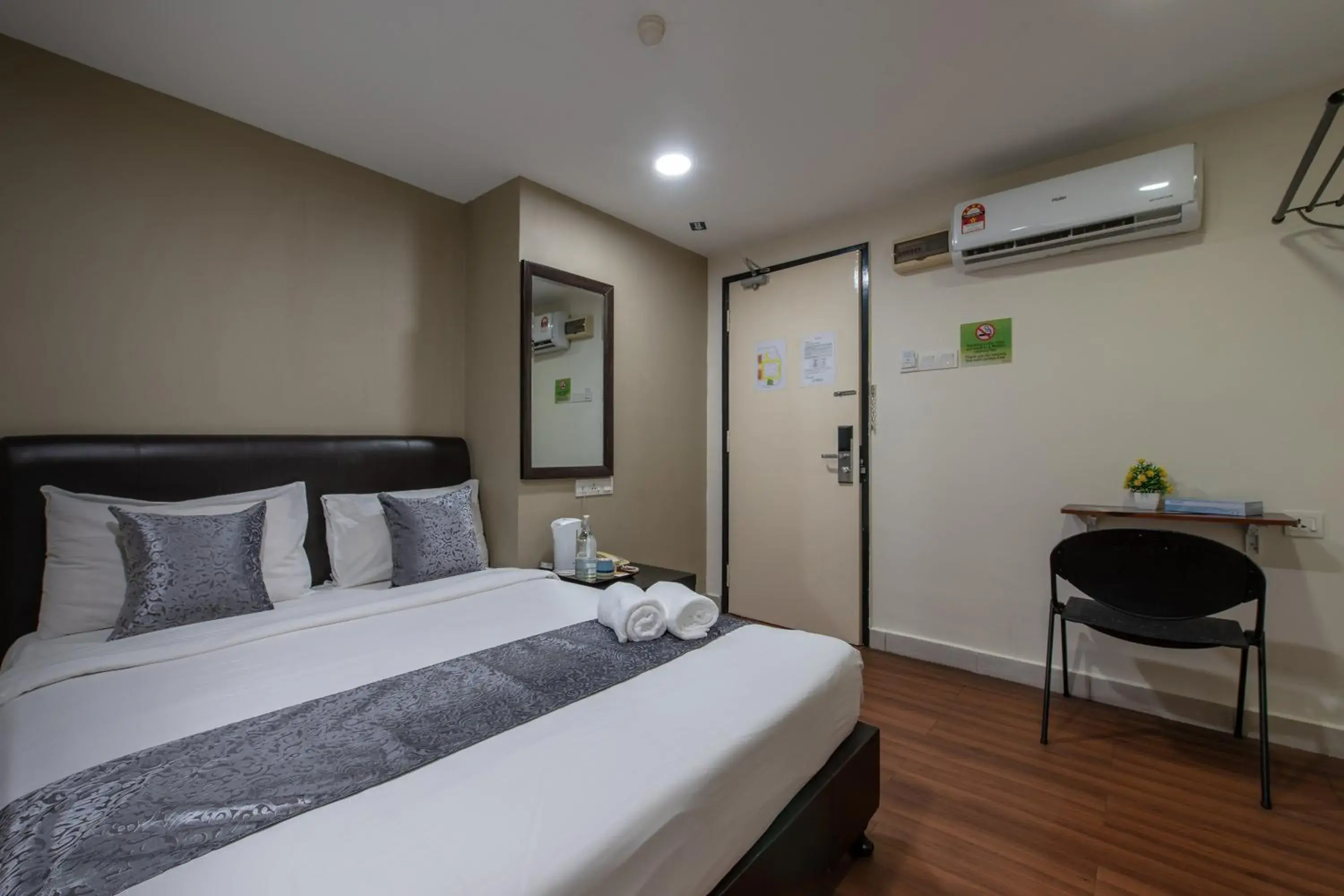 Super Deluxe Queen in Hotel Sunjoy9 OKR Super Deluxe Queen in Hotel Sunjoy9 OKR