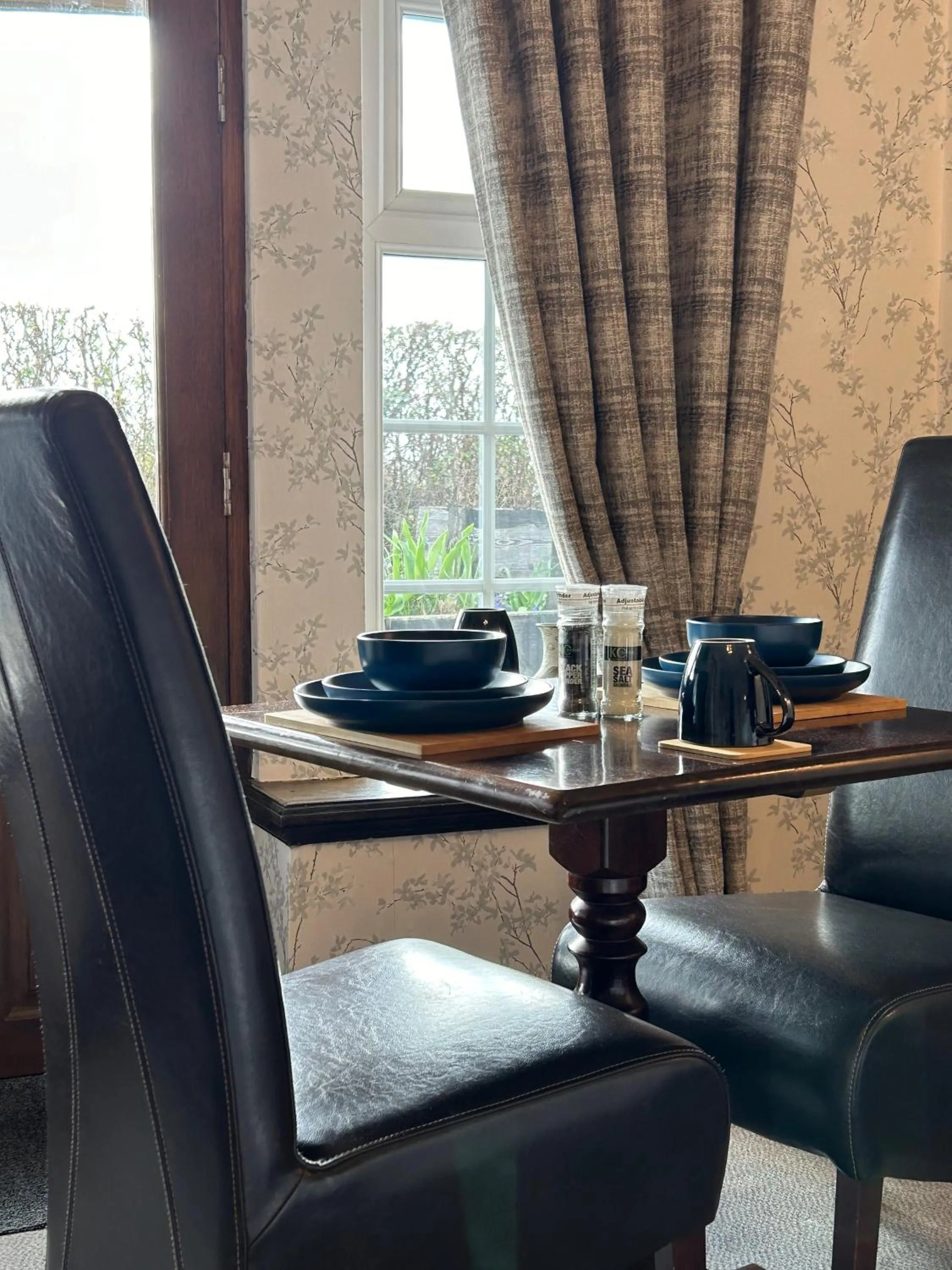 Dining area in Tafarn y Waen - Guesthouse