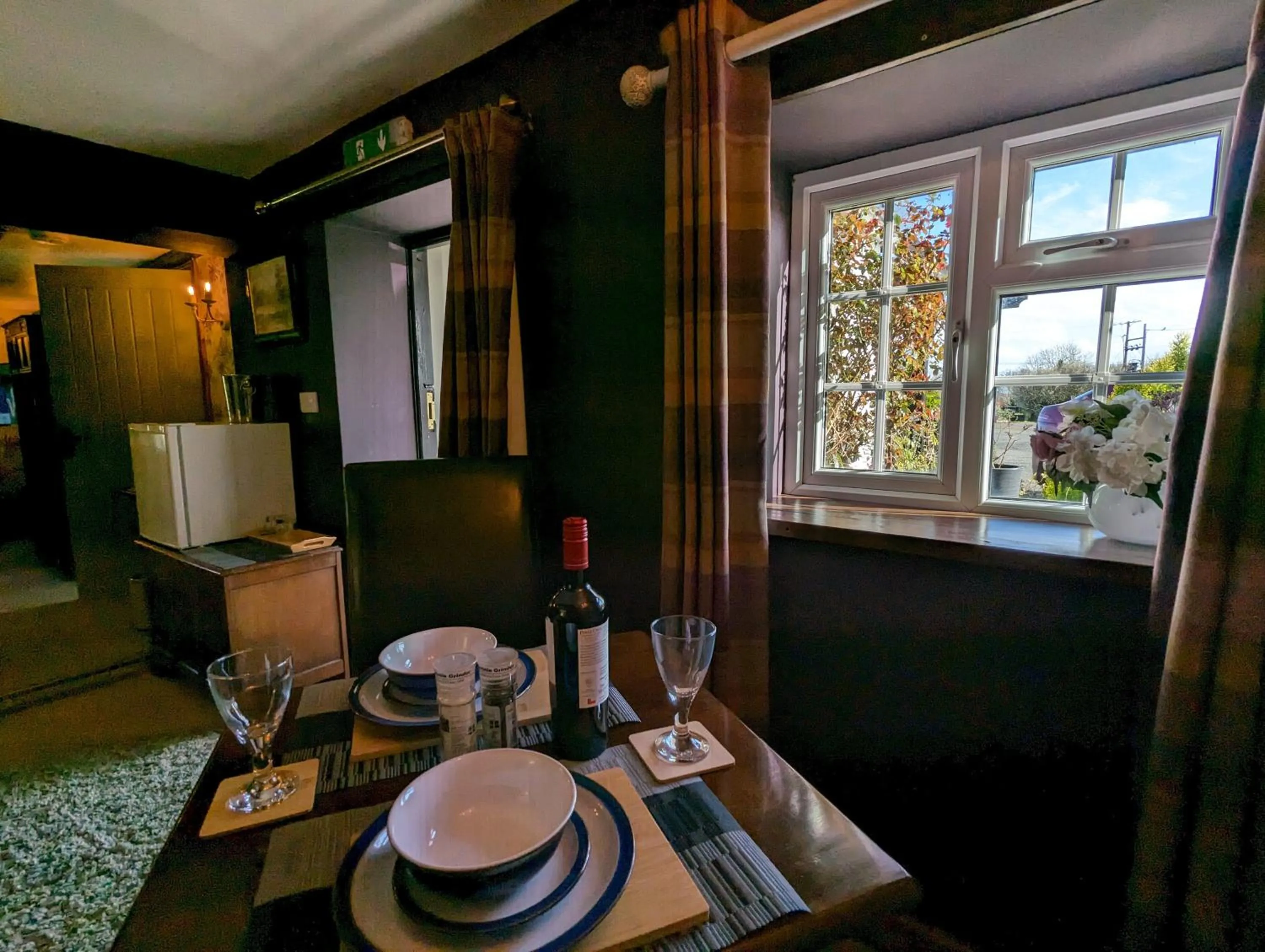 Dining area in Tafarn y Waen - Guesthouse