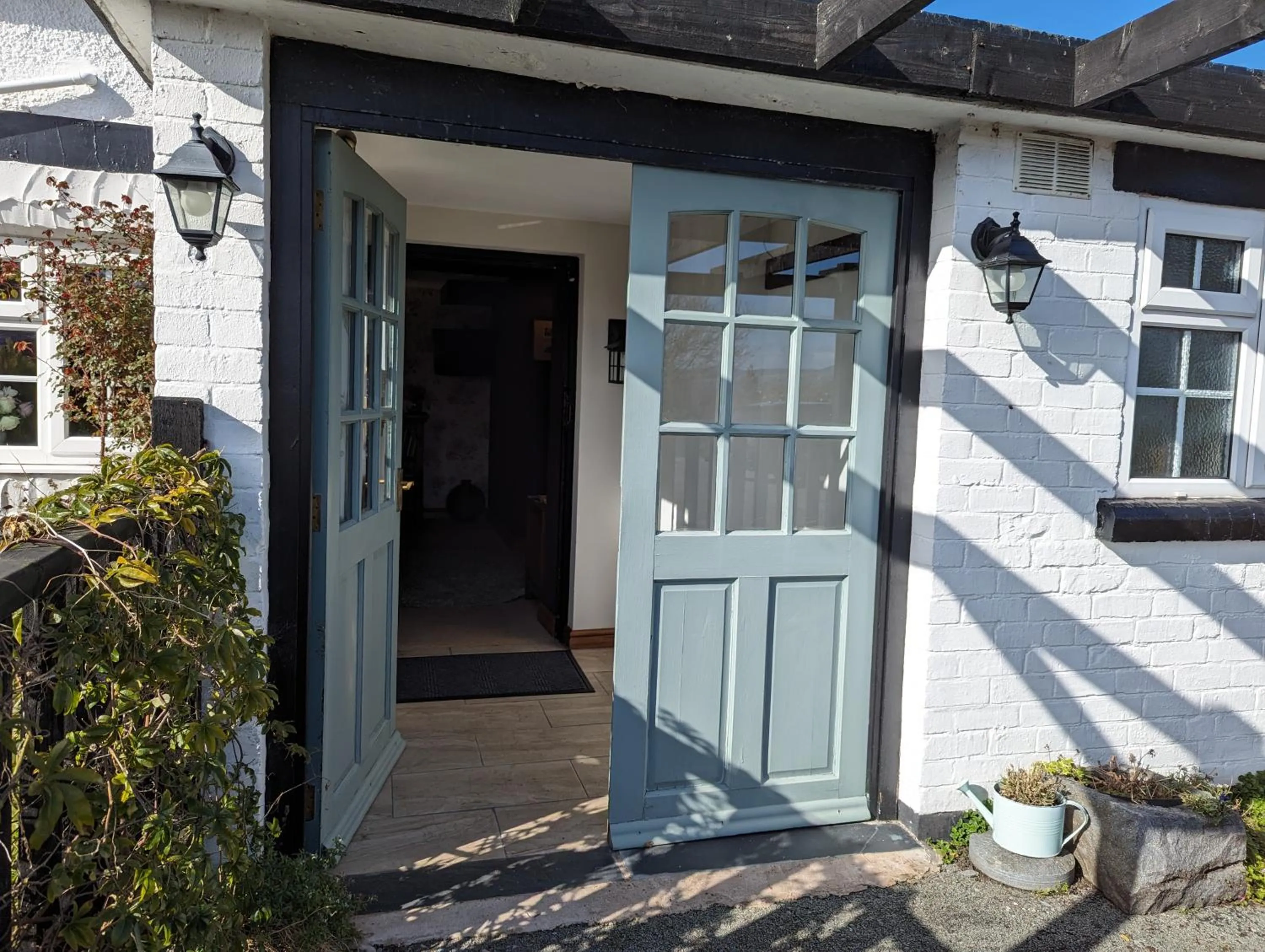 Property building in Tafarn y Waen - Guesthouse